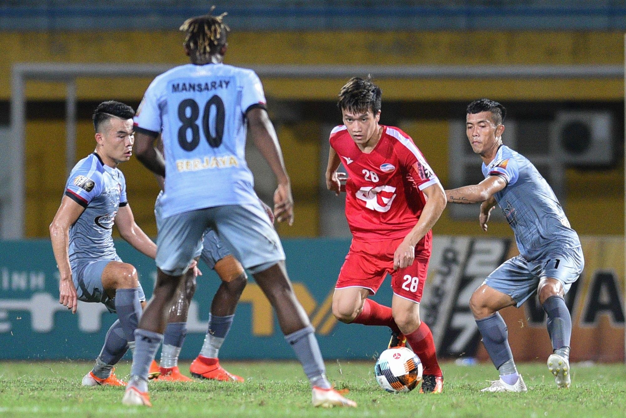 Viettel vs TP.HCM,  V.League 2019,  Hoang Duc,  U23 Viet Nam,  Bui Tien Dung anh 3