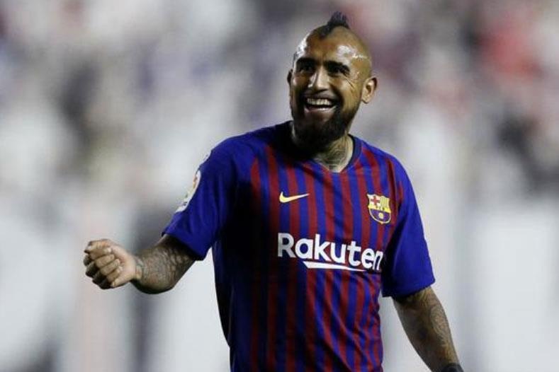 Danh gia nhung ban hop dong giup Barca vo dich La Liga hinh anh