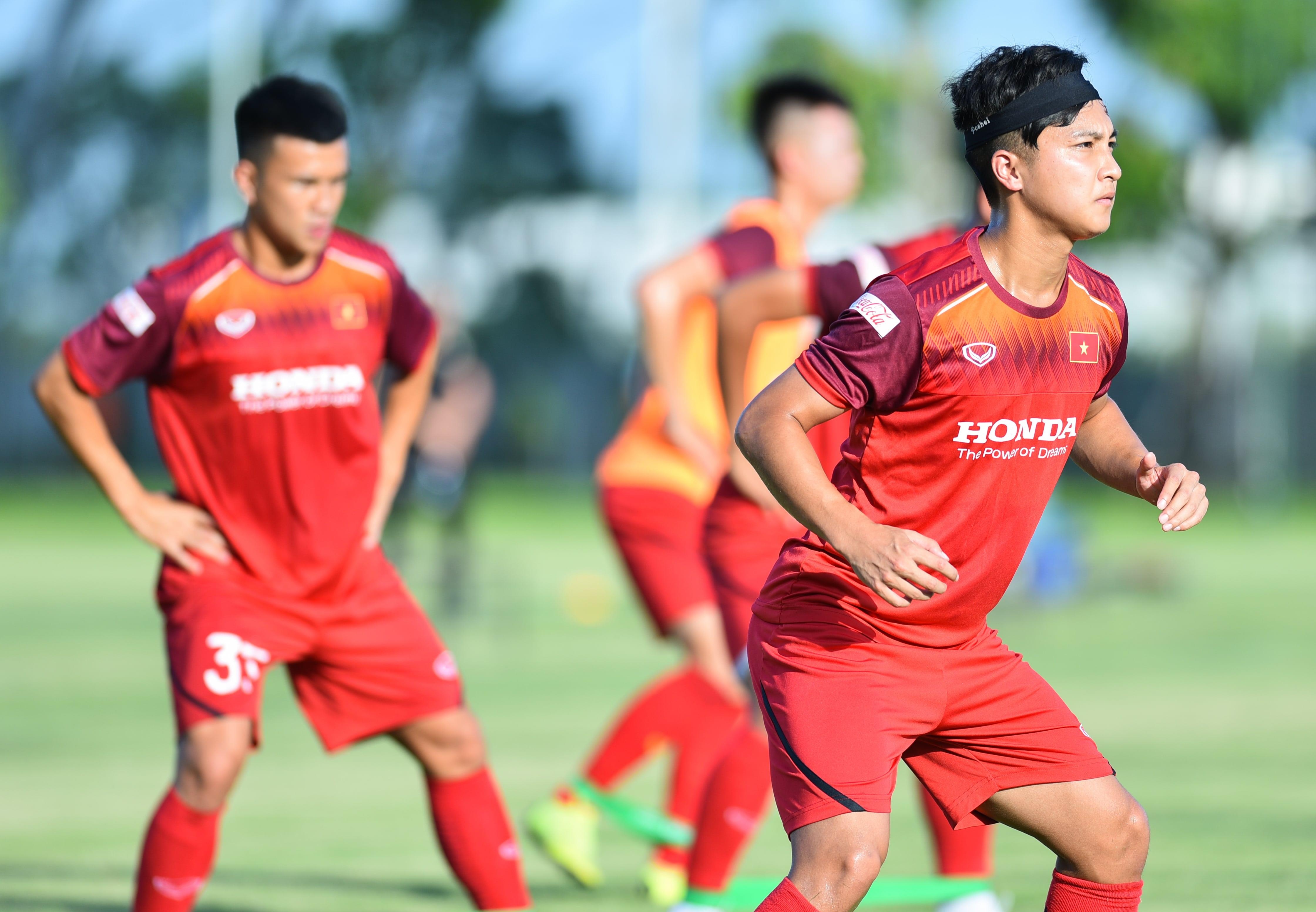 U23 Viet Nam,  HLV Park Hang-seo,  Martin Lo,  doi tuyen Viet Nam,  hop dong HLV Park anh 5