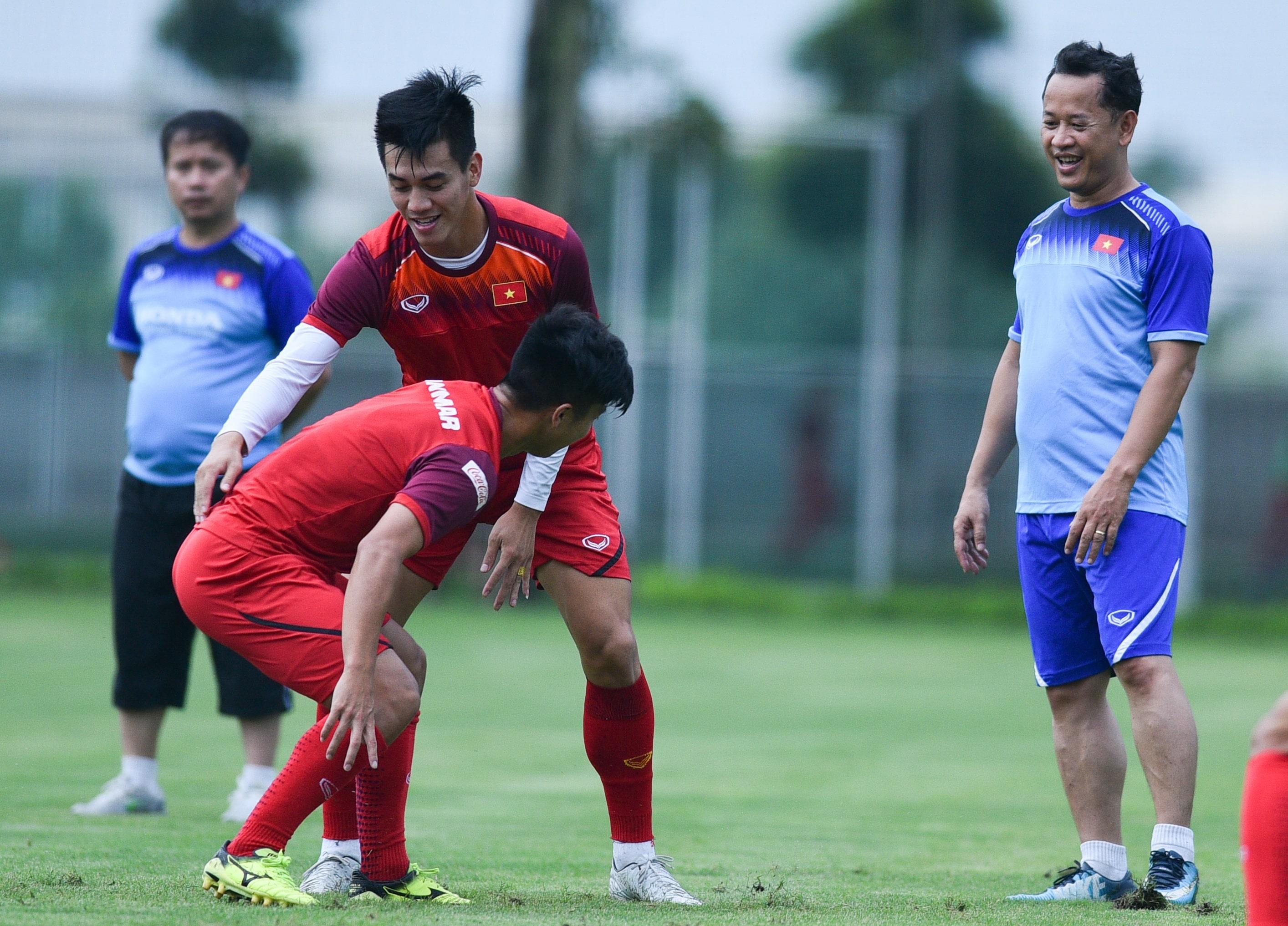 Martin Lo,  U23 Viet Nam,  SEA Games,  HLV Park Hang-seo,  tap trung doi tuyen anh 5
