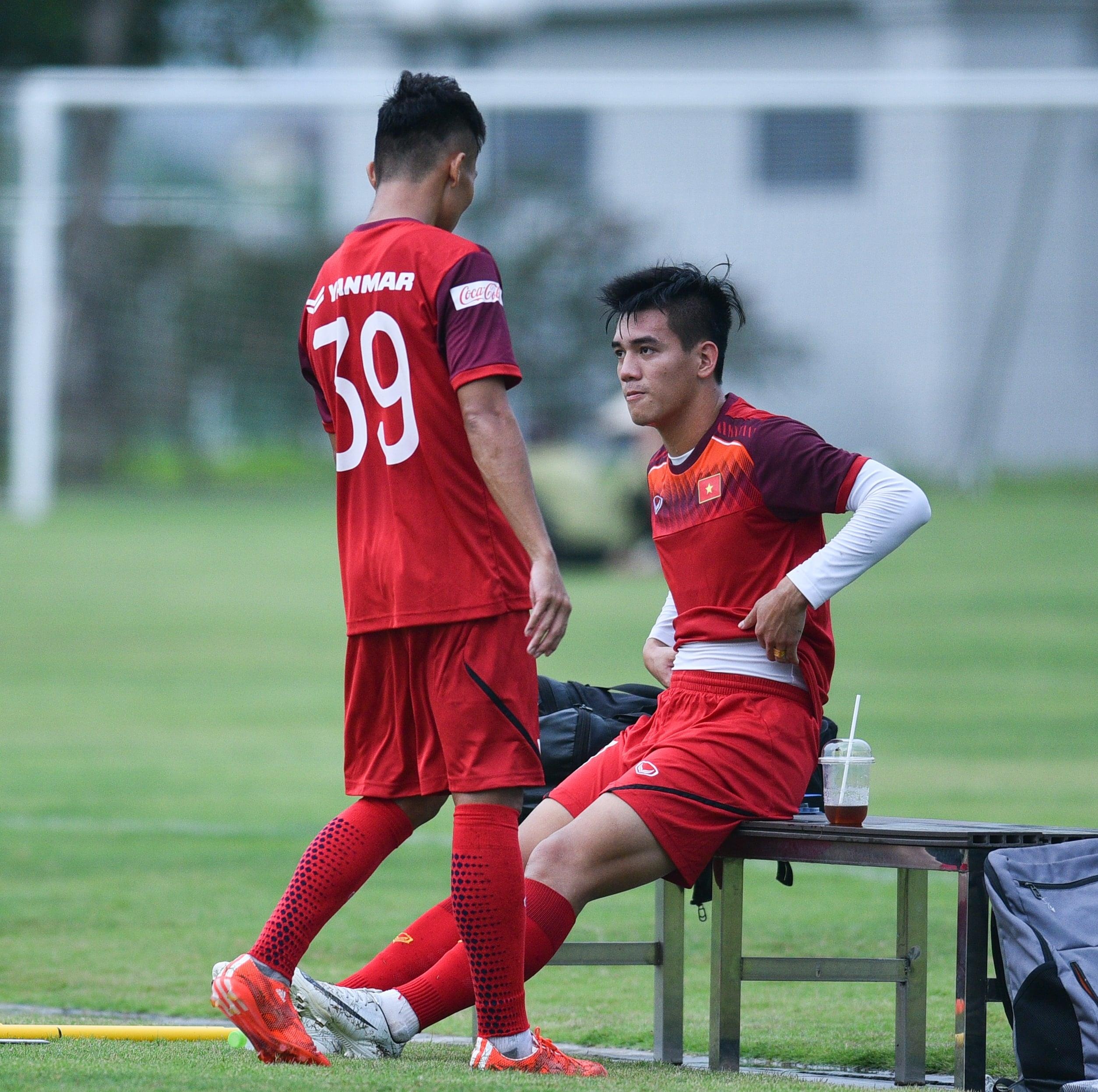 Martin Lo,  U23 Viet Nam,  SEA Games,  HLV Park Hang-seo,  tap trung doi tuyen anh 9