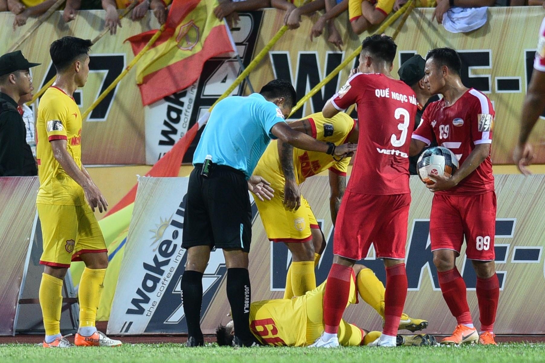 Trong Hoang,  CLB Viettel,  Nam Dinh vs Viettel,  V.League 2019 anh 2