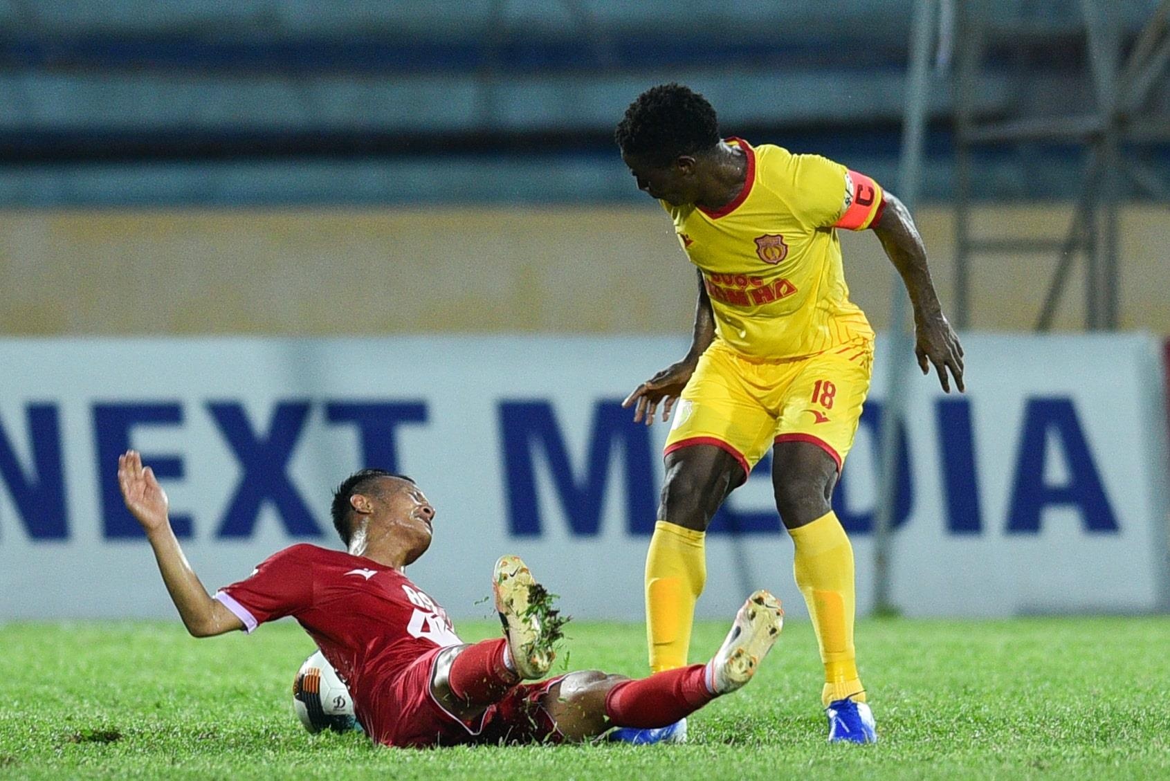 Trong Hoang,  CLB Viettel,  Nam Dinh vs Viettel,  V.League 2019 anh 7