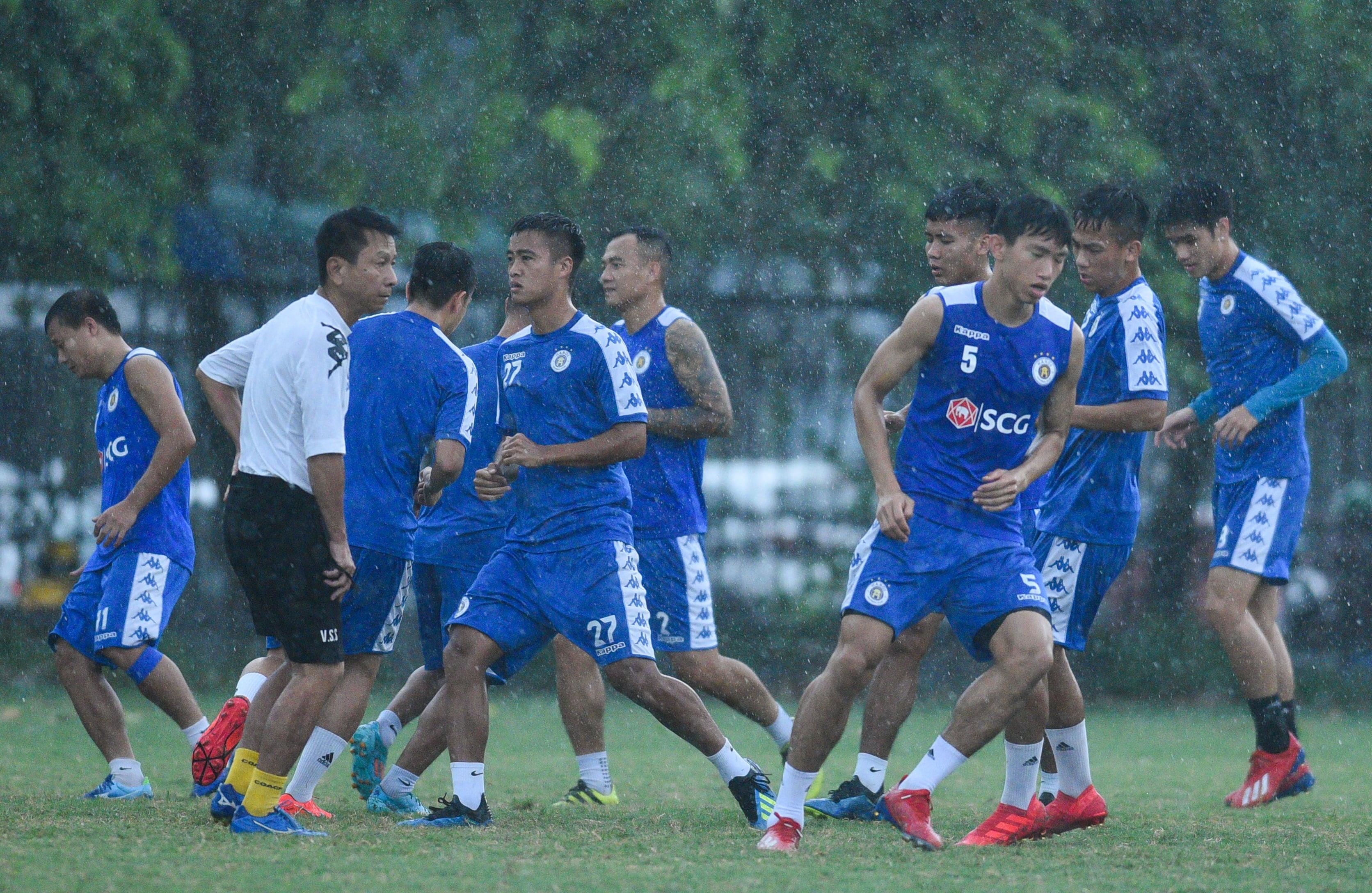 Xuan Truong,  HAGL vs Ha Noi,  Chu Dinh Nghiem anh 9