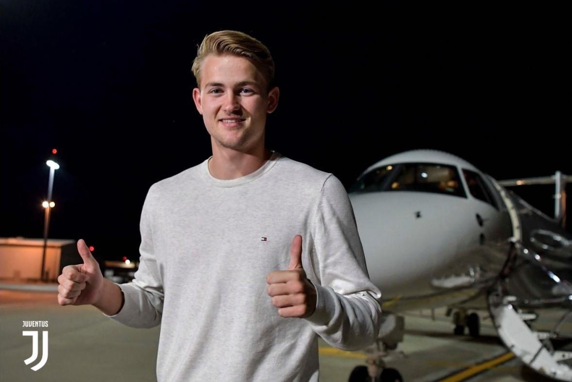 De Ligt den Juventus,  Juventus mua De Ligt,  Ronaldo Juventus,  chuyen nhuong anh 5