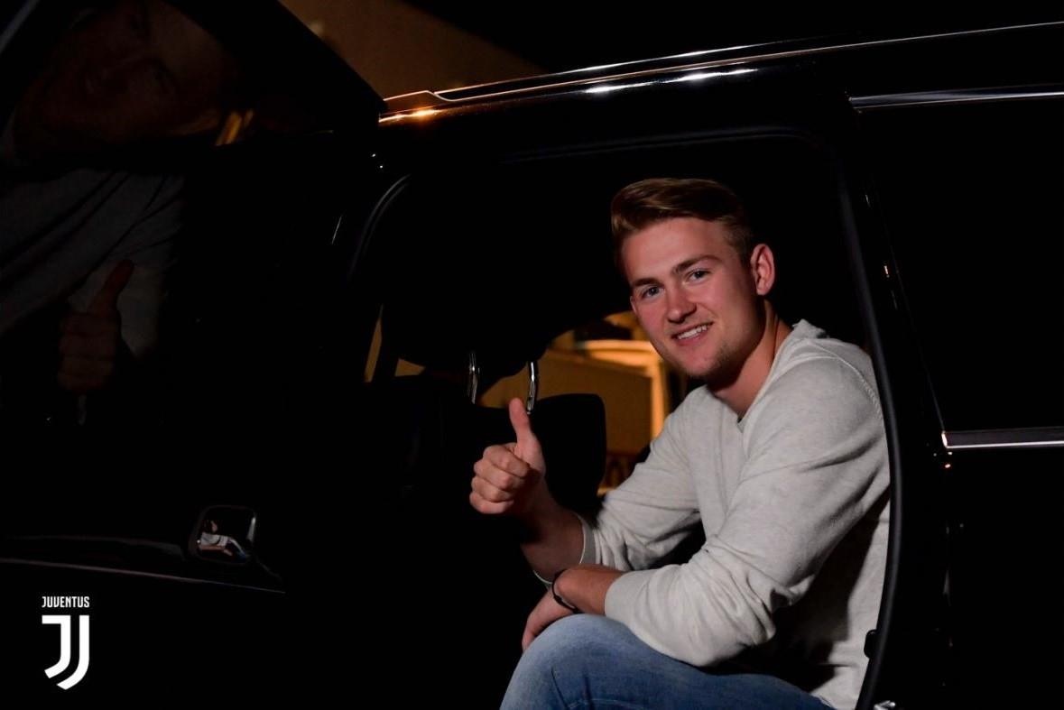 De Ligt den Juventus,  Juventus mua De Ligt,  Ronaldo Juventus,  chuyen nhuong anh 8