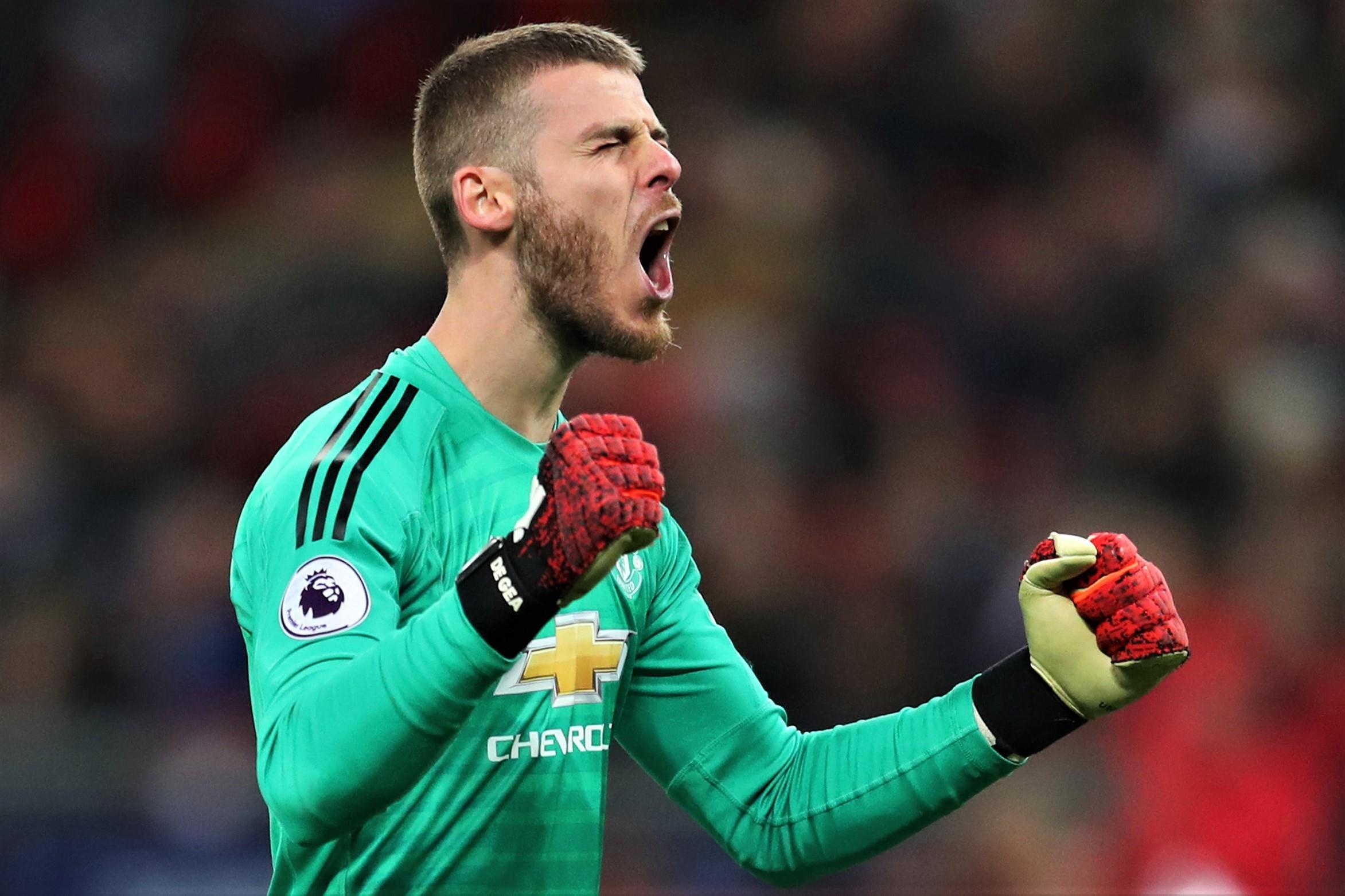 Man Utd giu chan De Gea bang hop dong ky luc hinh anh