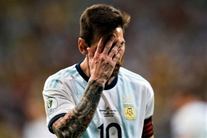 LDBD Argentina gui thu xin loi cua Messi vi phat ngon o Copa America hinh anh
