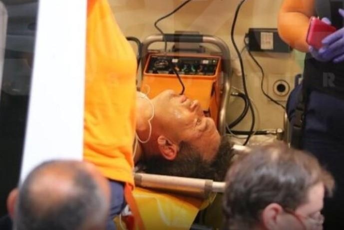 HLV len con dau tim trong tran dau o Romania hinh anh