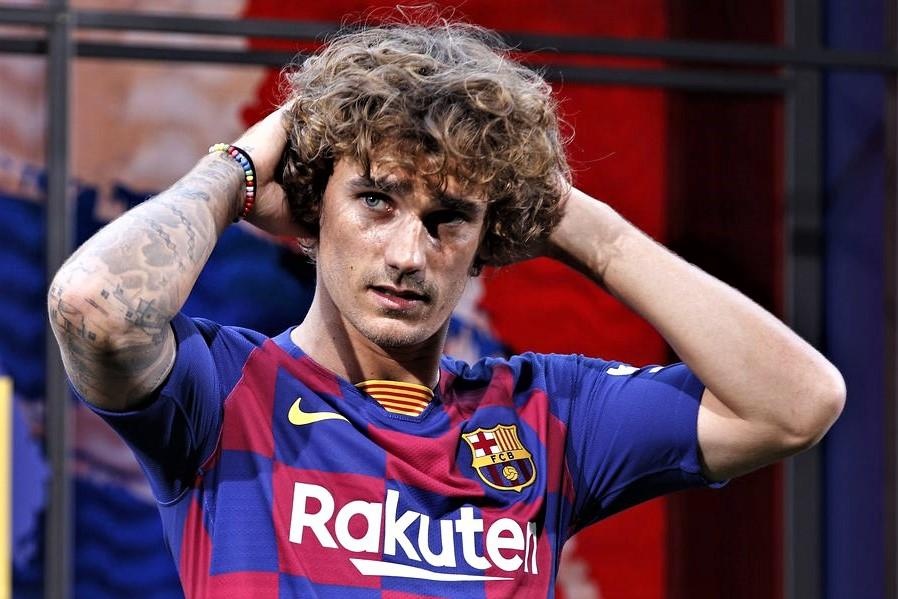 Man ra mat mo nhat cua Griezmann trong mau ao Barca hinh anh