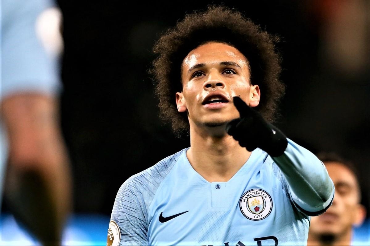 Sane lap cu dup giup Man City thang dam 6-1 hinh anh