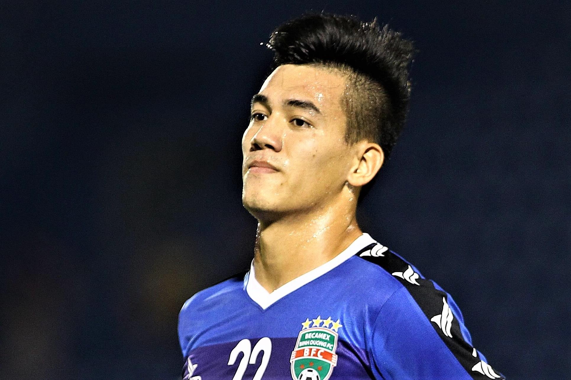 Tien Linh lap cu dup giup CLB Binh Duong danh bai Hai Phong hinh anh