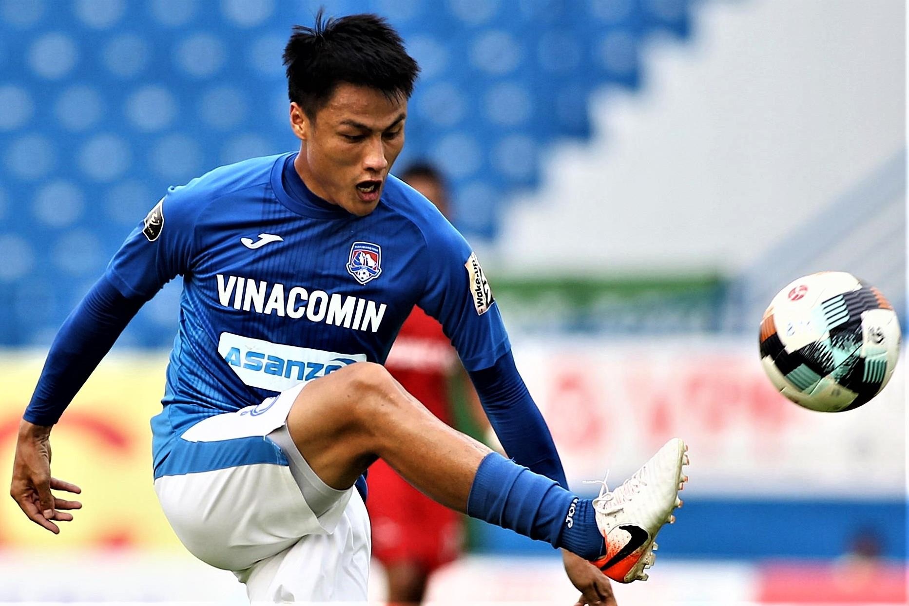 Mac Hong Quan bi tu choi ban thang, CLB Quang Ninh cam hoa Da Nang hinh anh