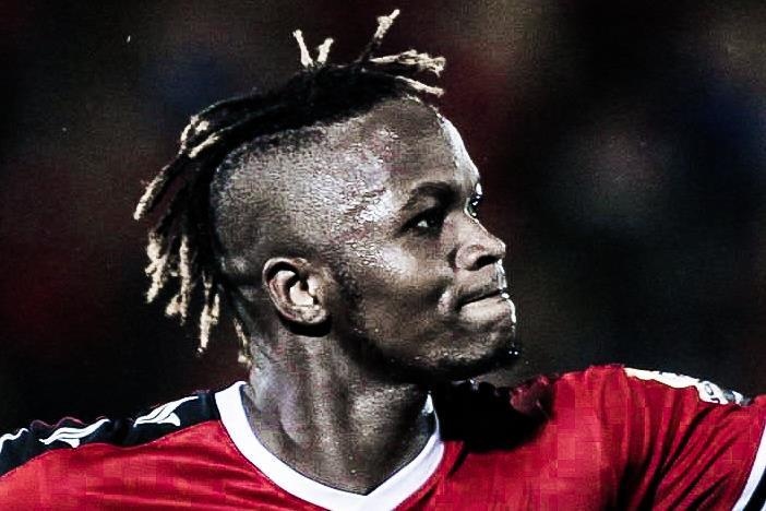 CLB TP.HCM mat ngoi dau bang sau tran thua Khanh Hoa hinh anh