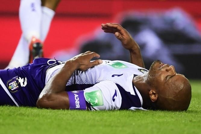 Kompany co the lo tran tri an vi chan thuong hinh anh