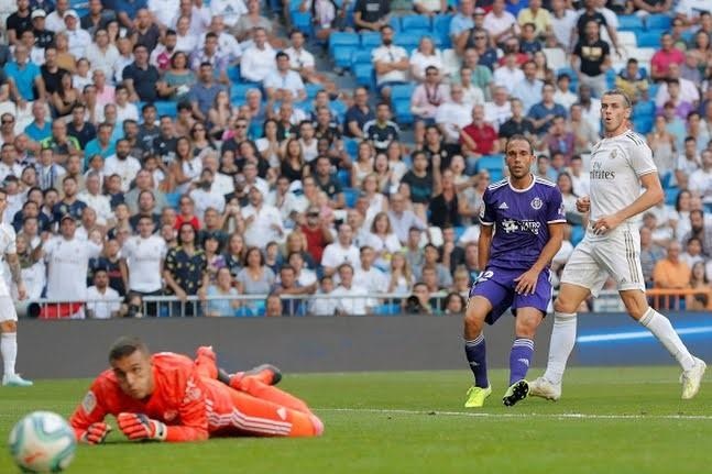 Real Madrid hoa Real Valladolid anh 1
