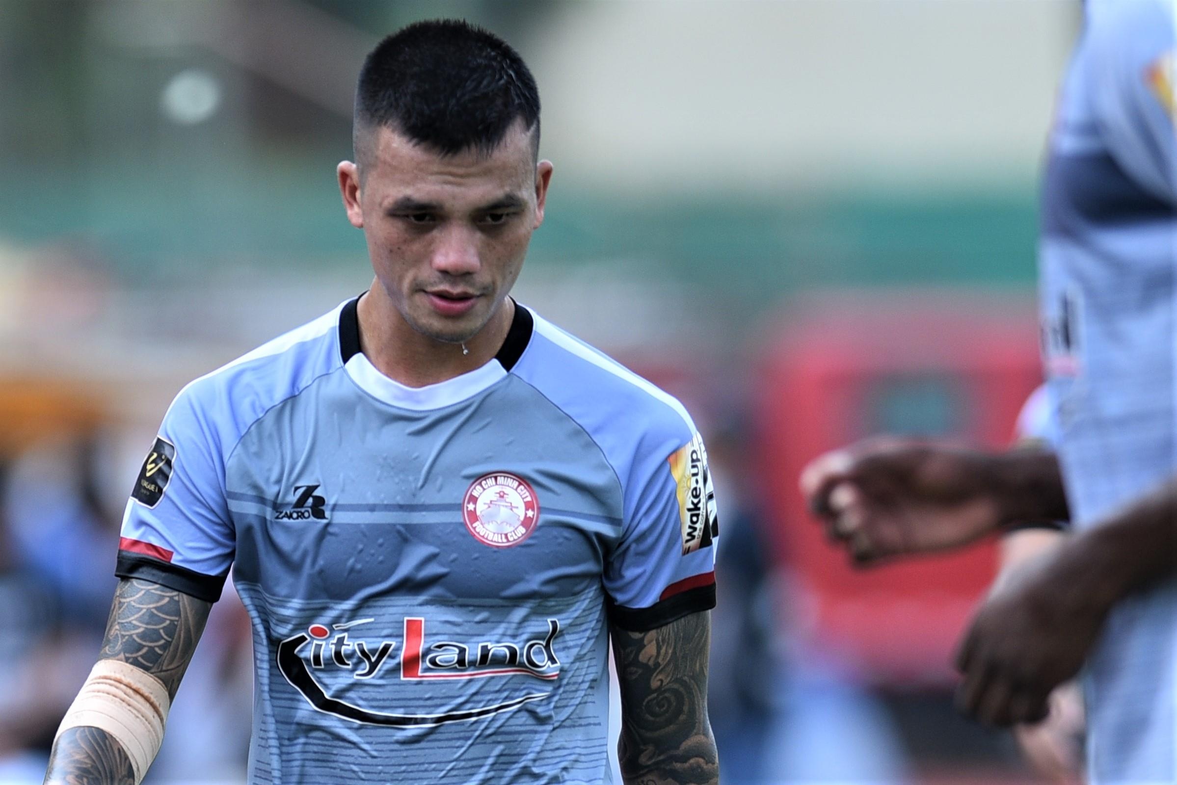 HLV doi TP.HCM noi gi truoc sai lam cua tan binh tuyen Viet Nam? hinh anh