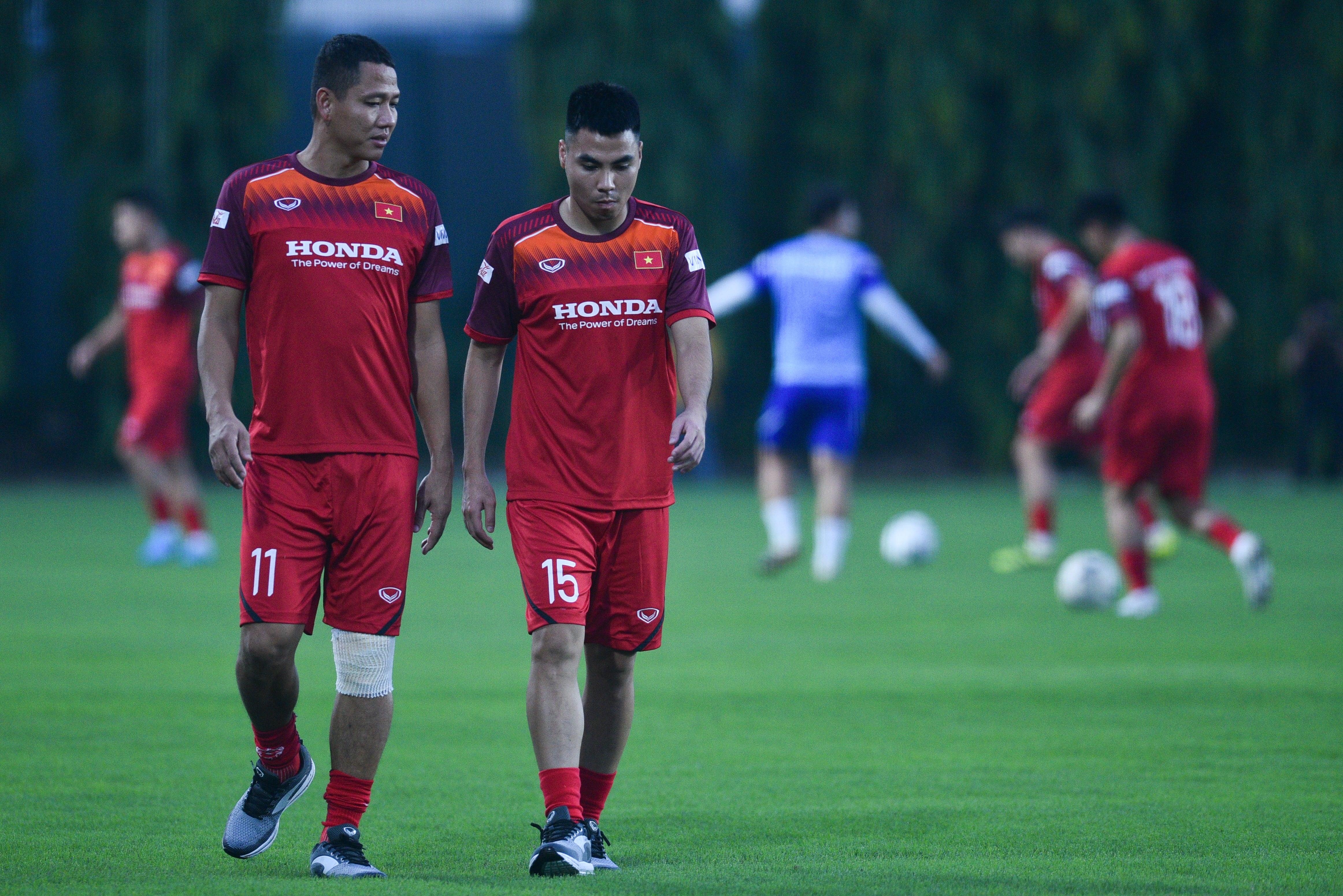 Tuyen Viet Nam tap luyen anh 6