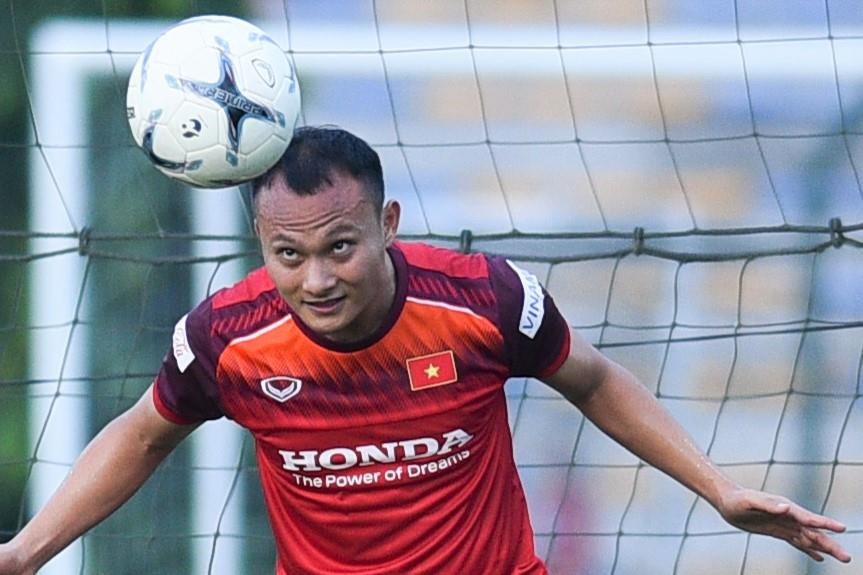 Trong Hoang va Van Hau tro lai tap luyen cung tuyen Viet Nam hinh anh