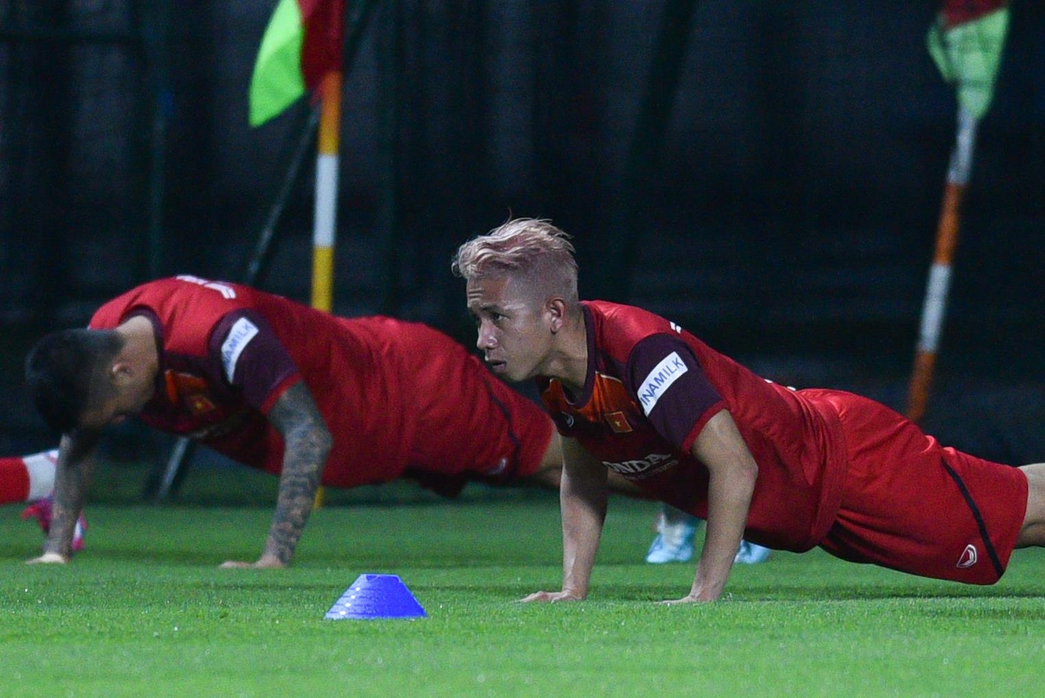 Quang Hai vang mat anh 5