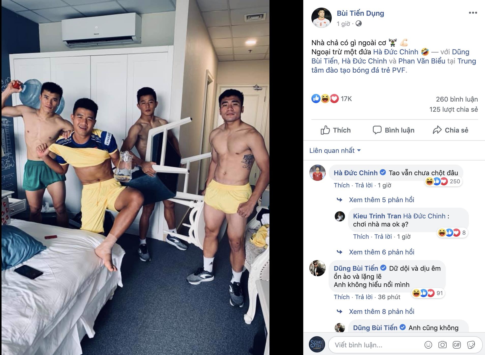 Bùi Tiến Dụng trêu đùa Hà Đức Chinh ảnh 1 Bui Tien Dung treu dua Ha Duc Chinh anh 1