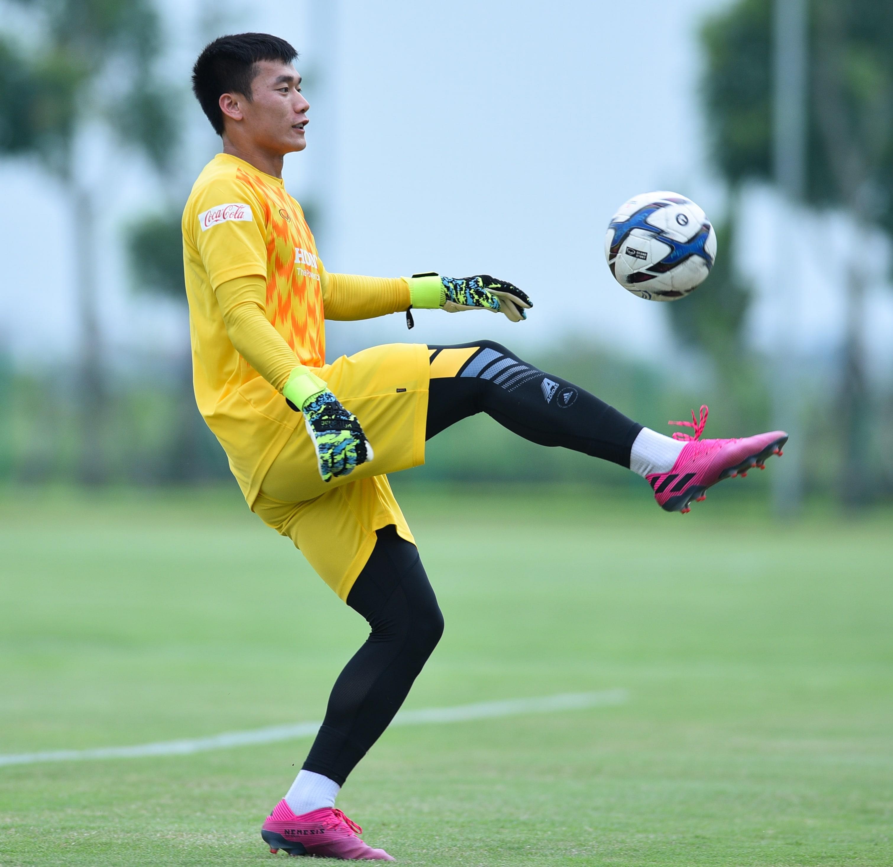 Bui Tien Dung thu mon anh 3