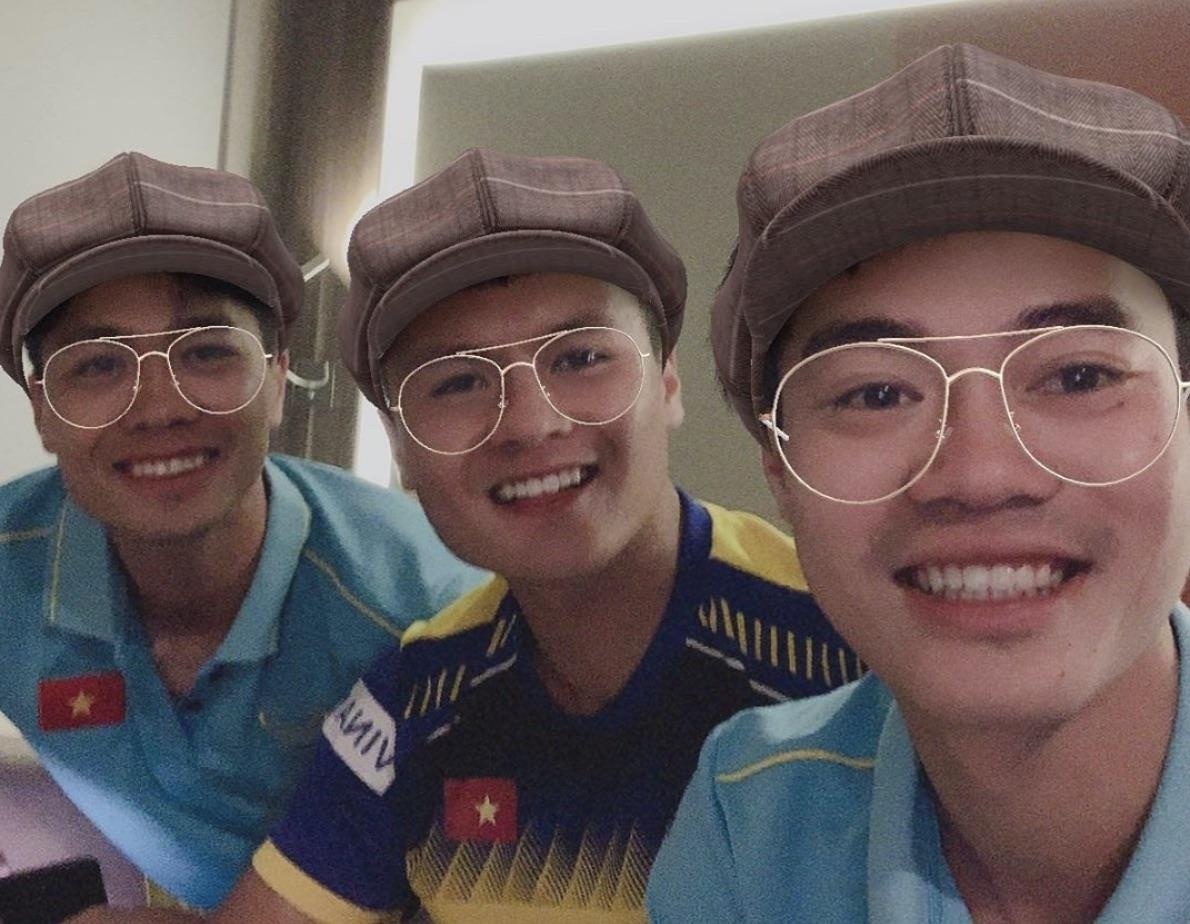 CDV thich hinh anh cua Quang Hai truoc tran gap Thai Lan hinh anh