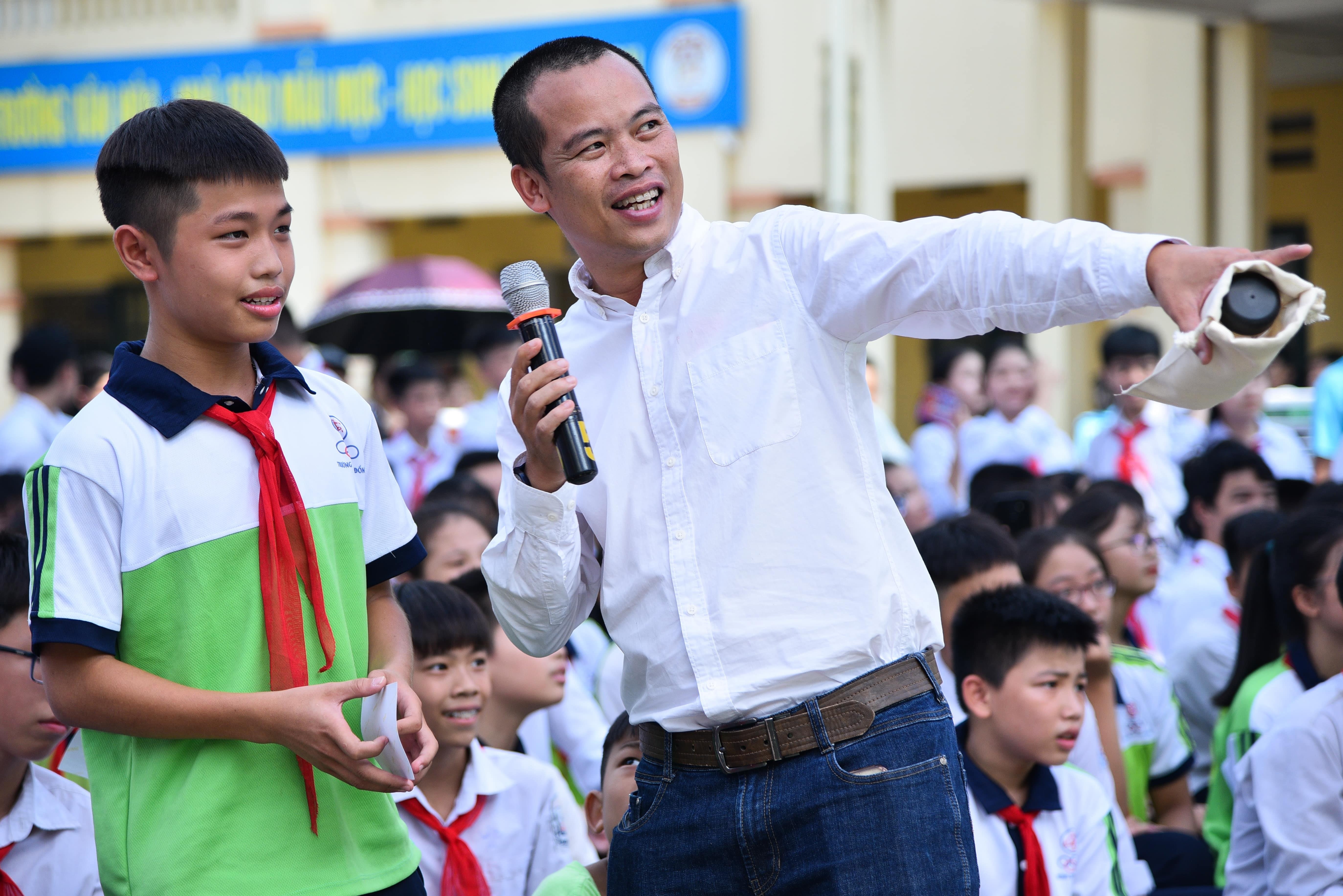 Van Hau sang Ha Lan anh 4