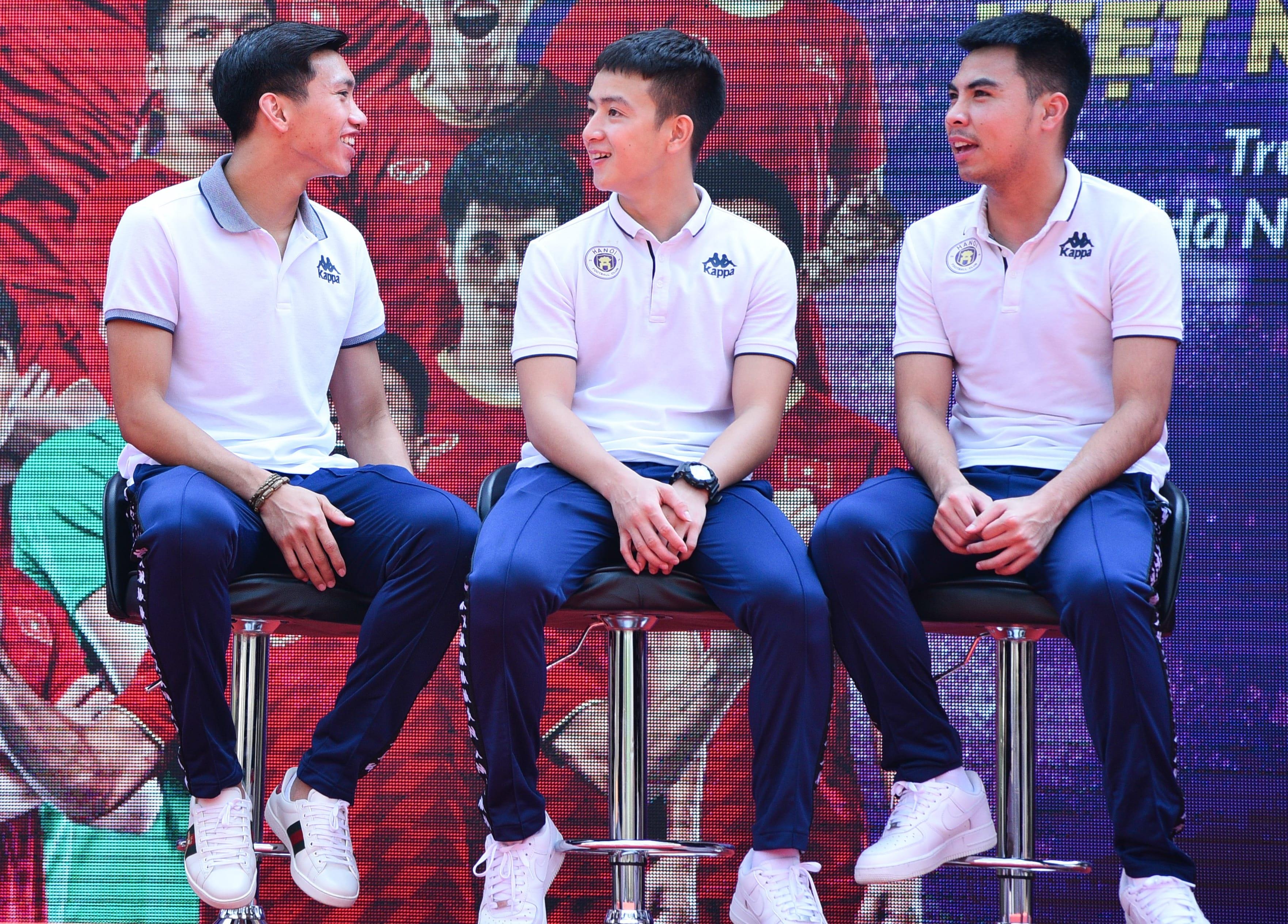 Van Hau sang Ha Lan anh 5