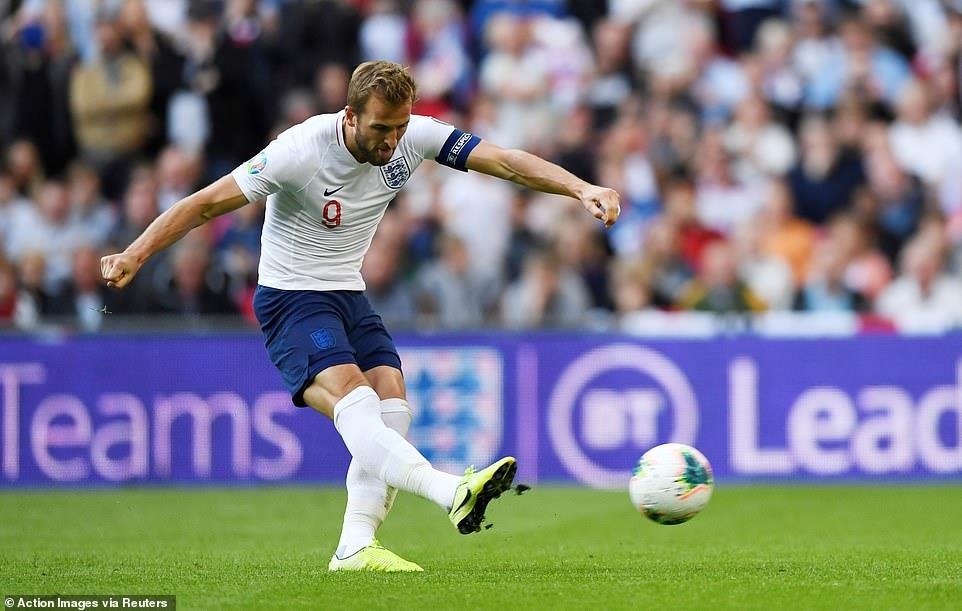 Harry Kane lap hattrick anh 1