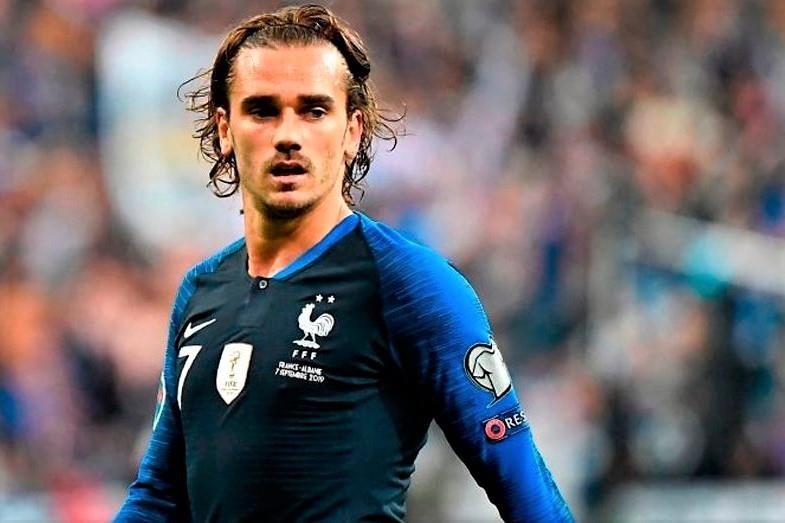 Tuyen Phap thang Albania 4-1 trong ngay Griezmann sut hong 11 m hinh anh