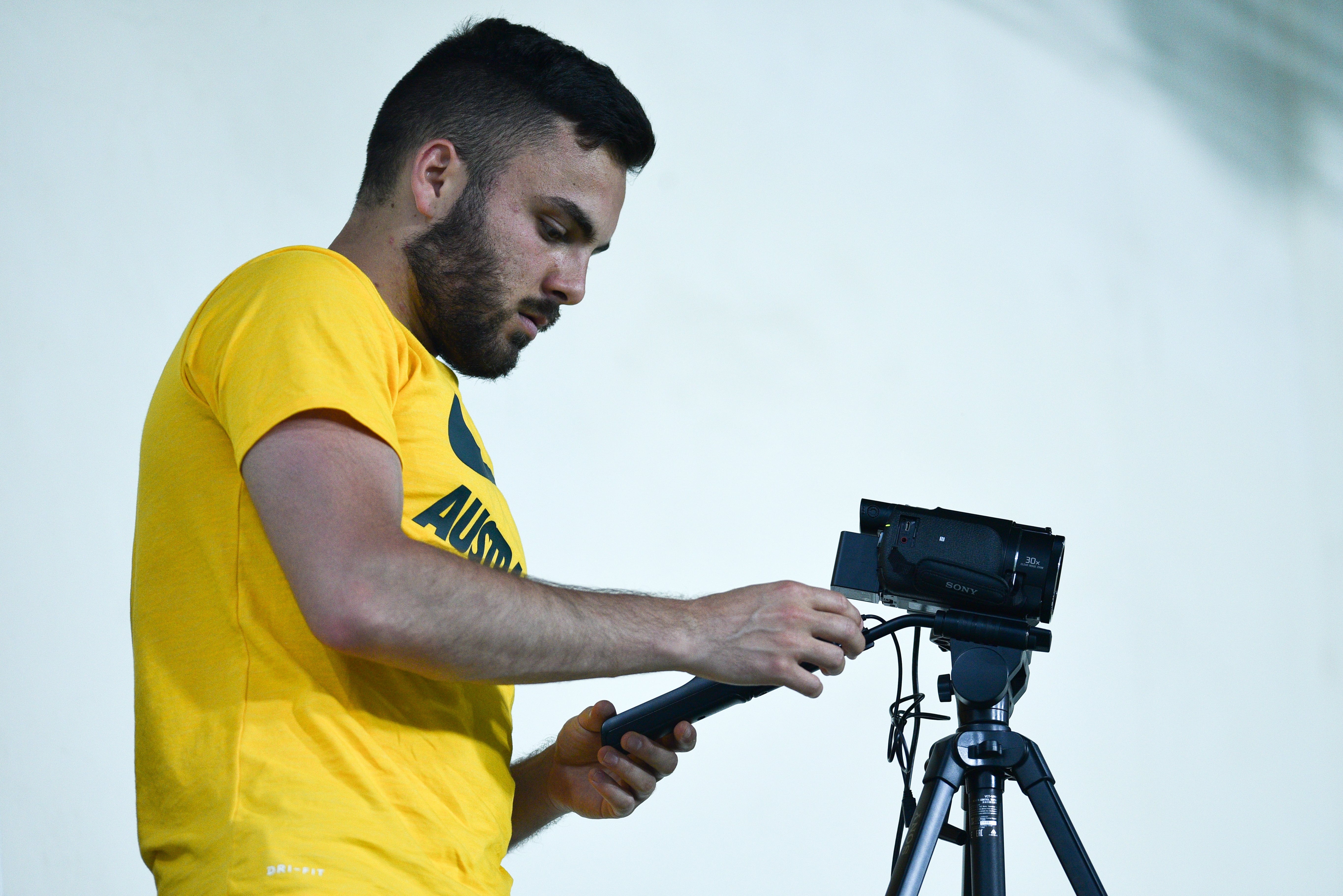 Doi thu dung may quay tham do tuyen U16 Viet Nam hinh anh