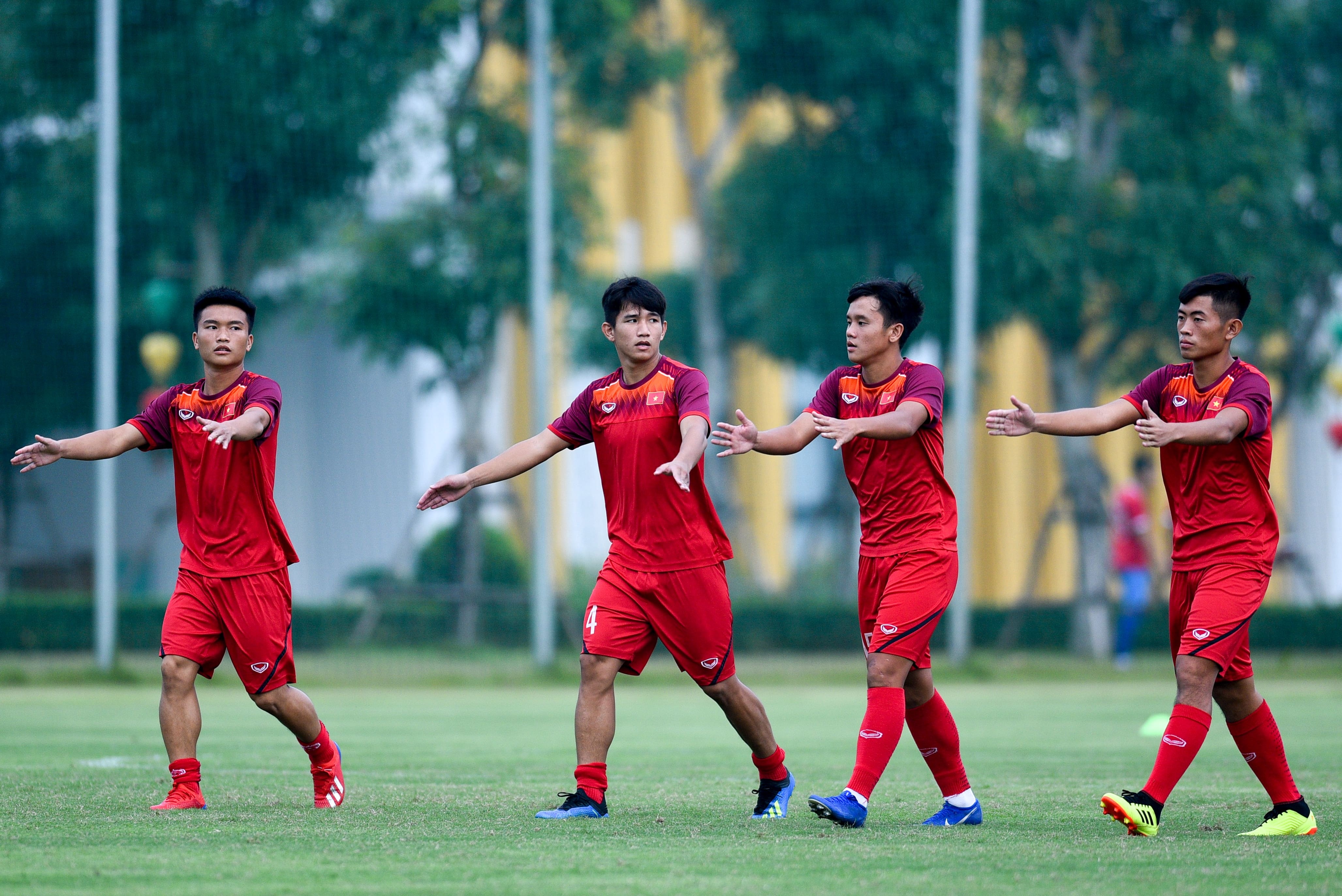 U19 Viet Nam hoi quan anh 5