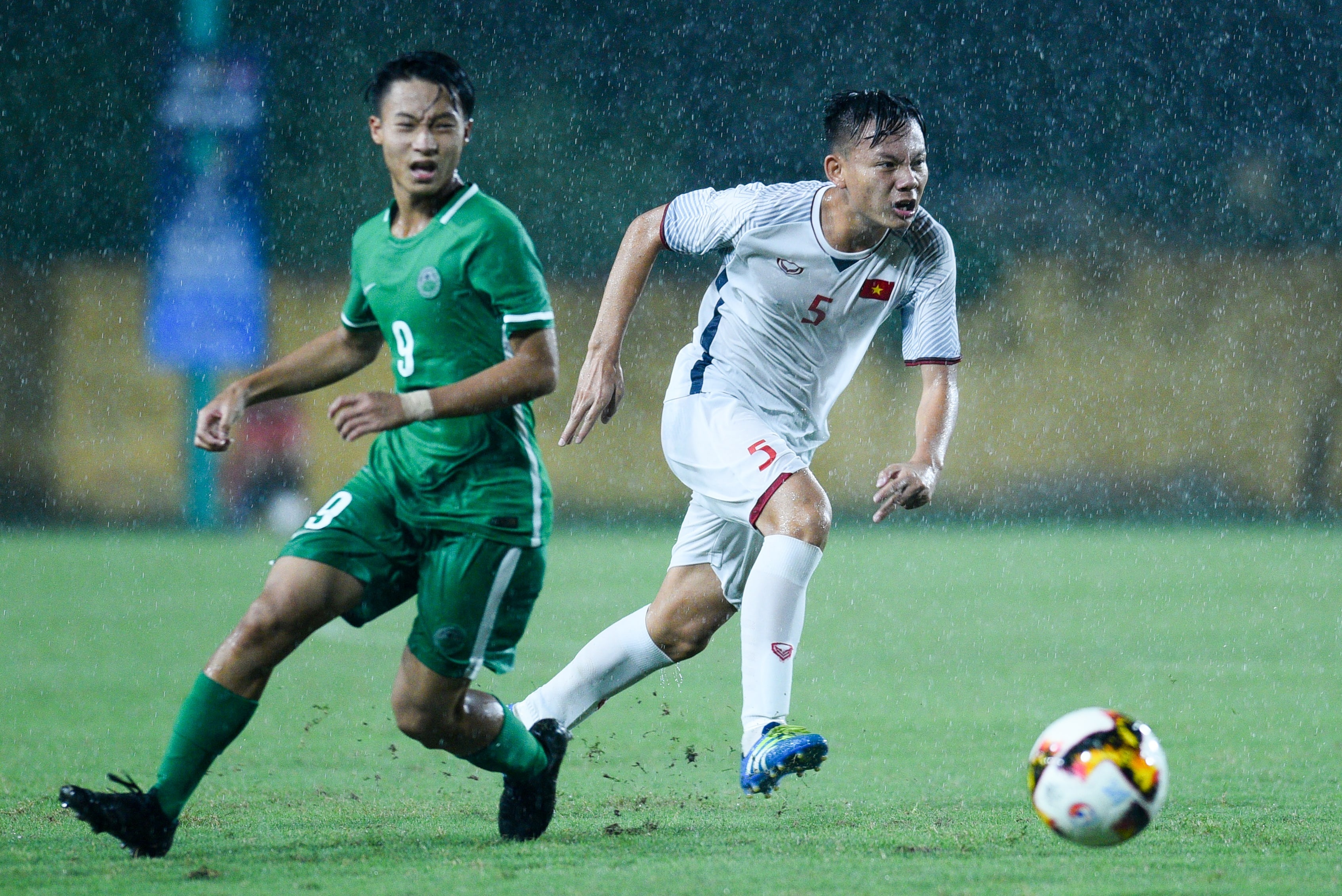 U16 Viet Nam dan dau bang anh 2