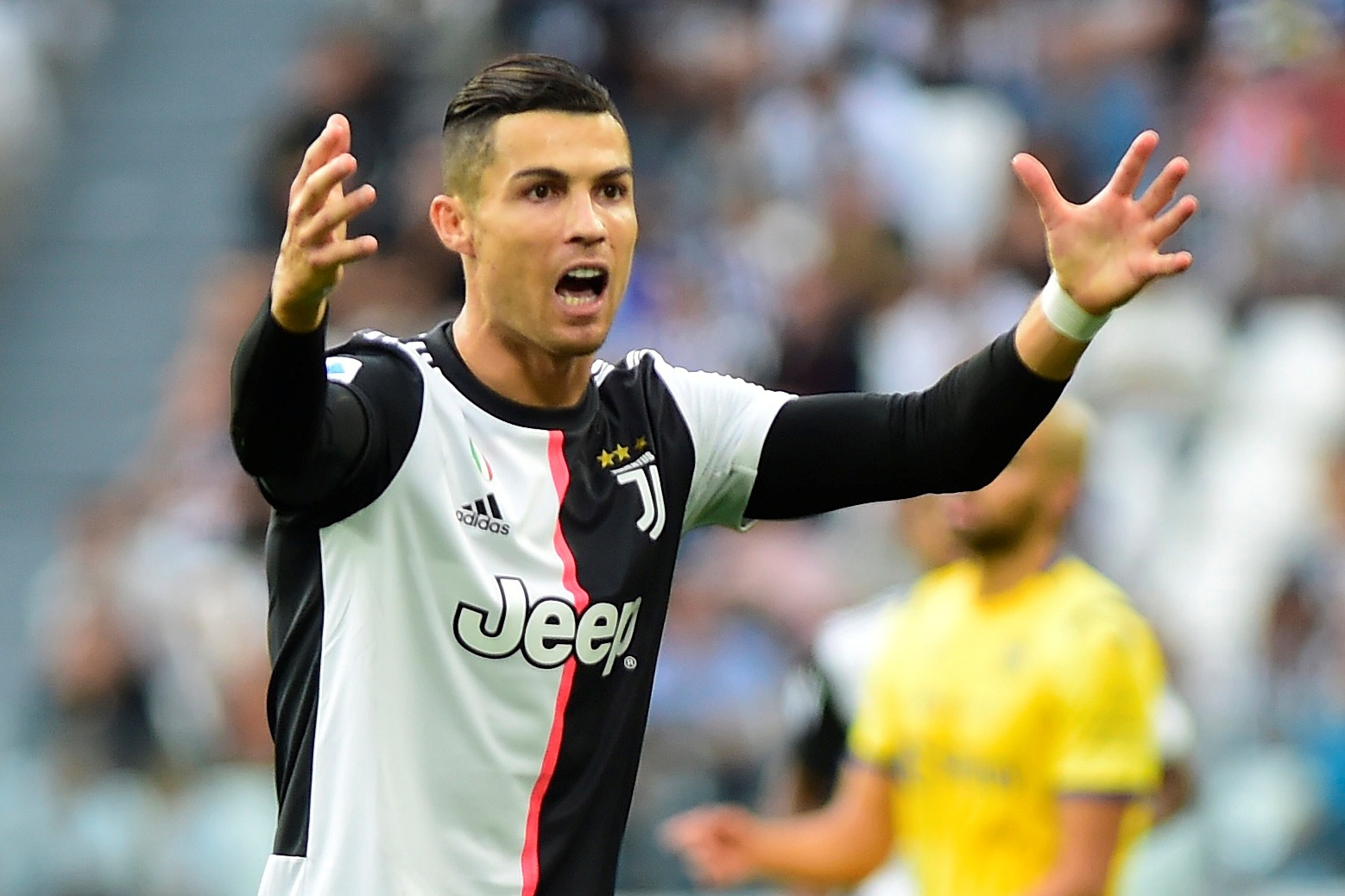 truc tiep Juventus vs Verona anh 1