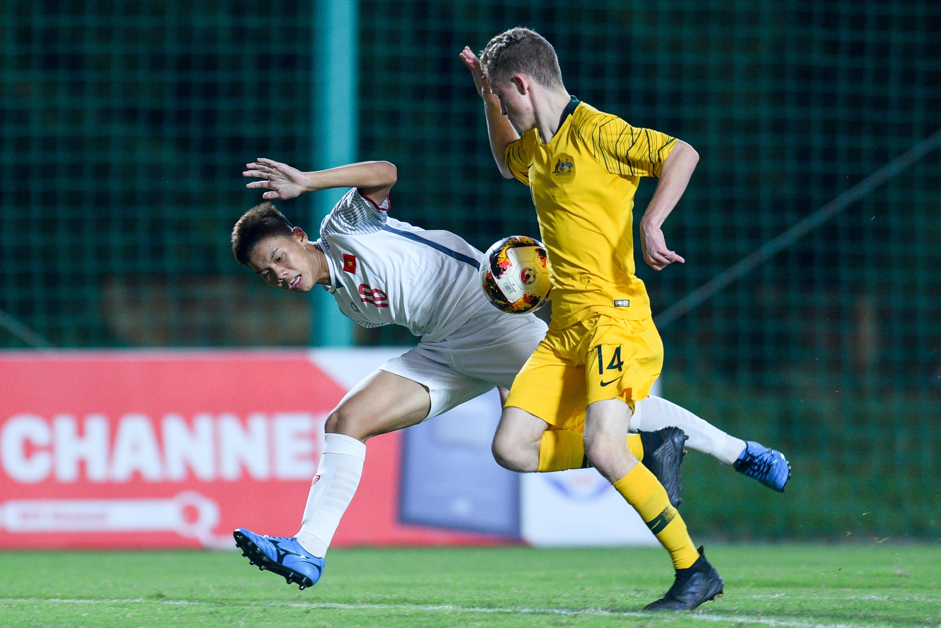 U16 Viet Nam nhi bang anh 2