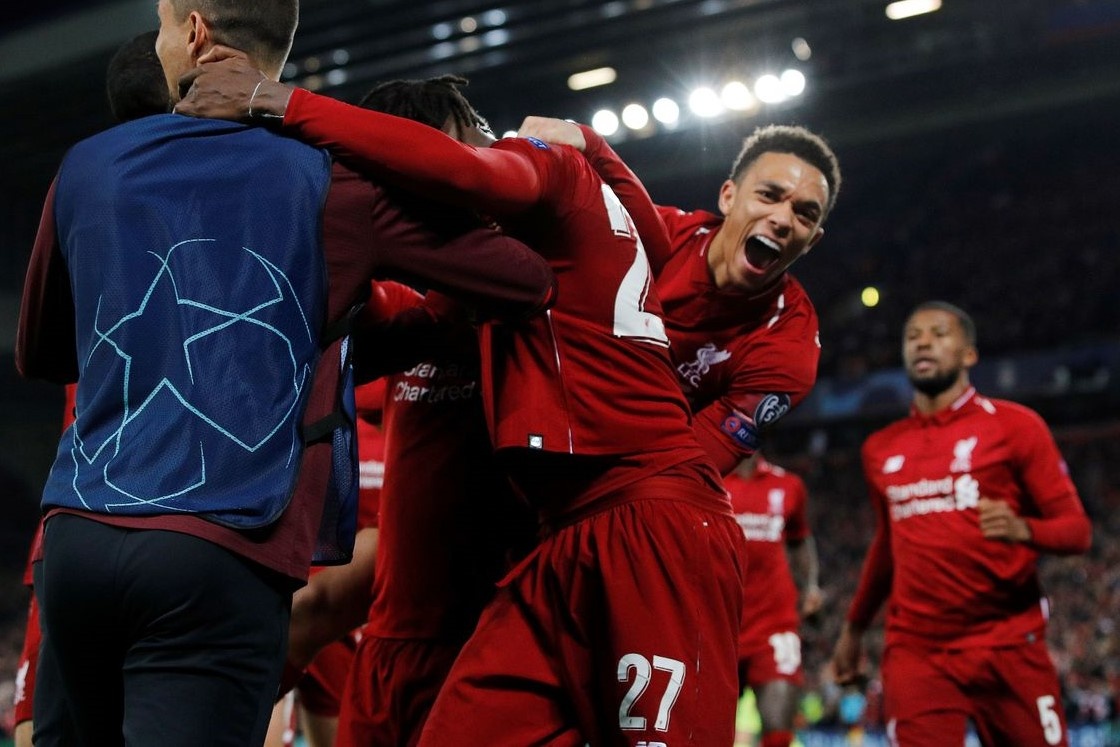 Le trao giai The Best anh 8