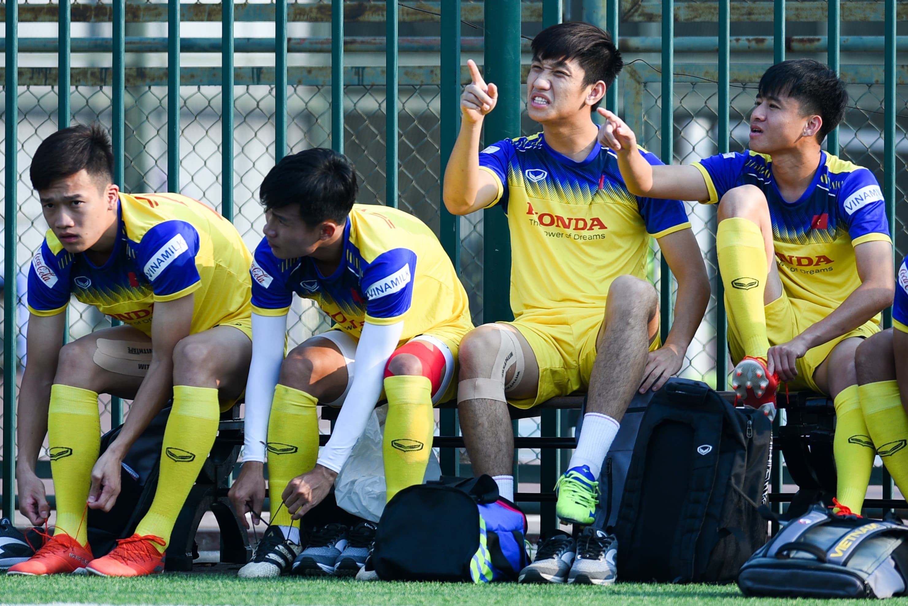 Tuyen Viet Nam thua doi U22 anh 1