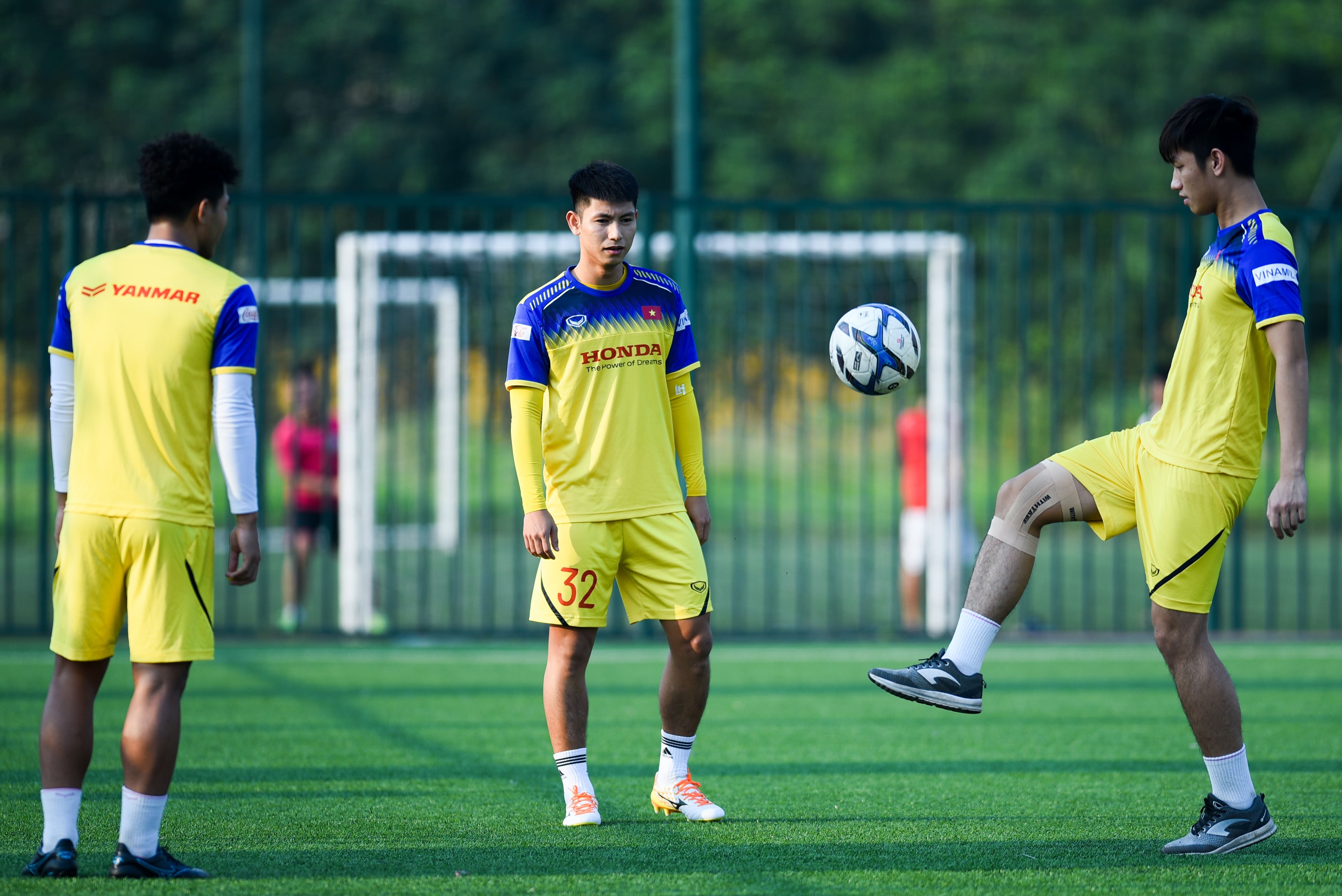 Tuyen Viet Nam thua doi U22 anh 4