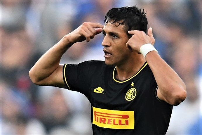 Sanchez cat dut quan he voi dong doi cu o Man Utd hinh anh