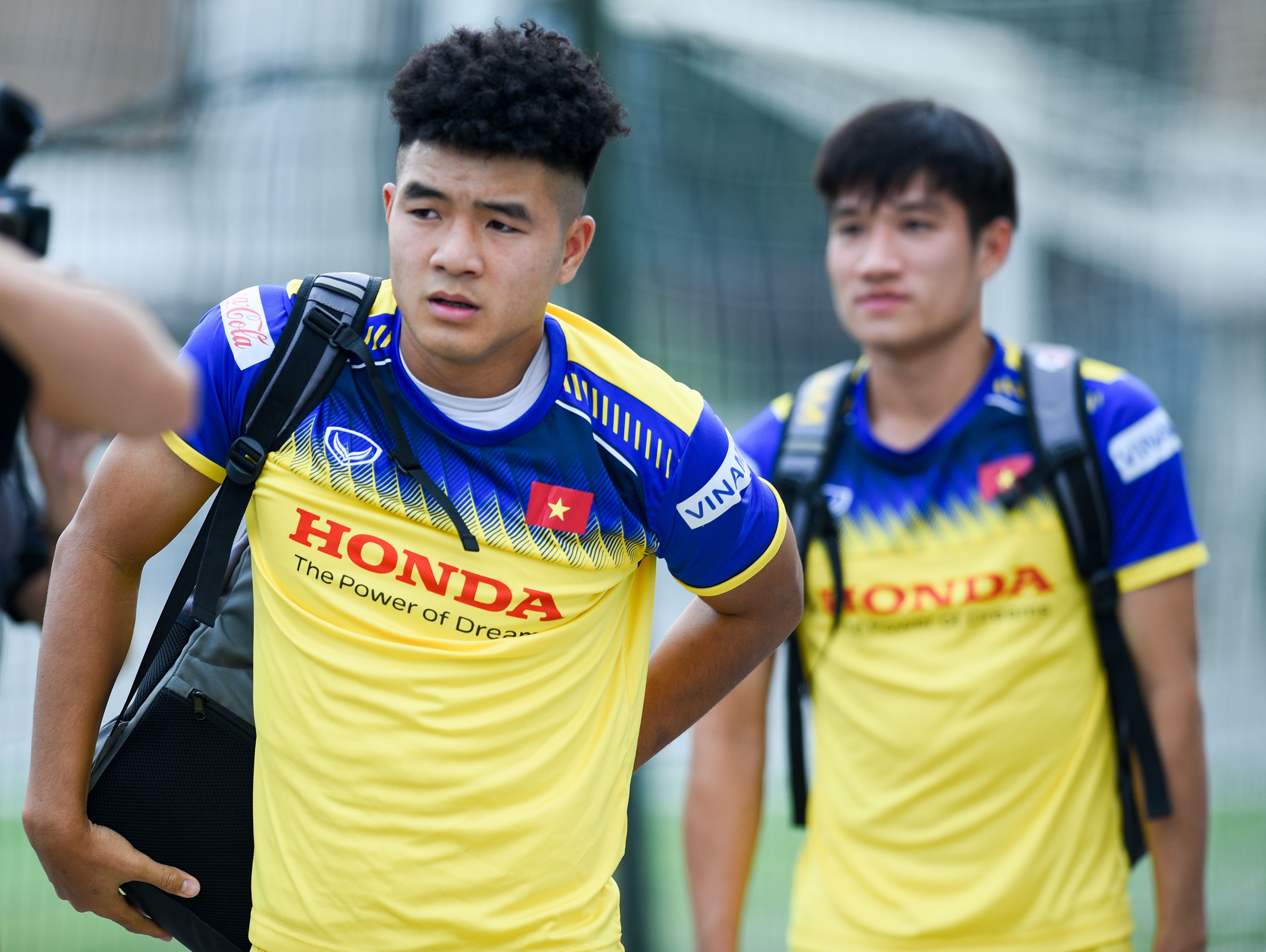 Trong Dai chan thuong anh 1