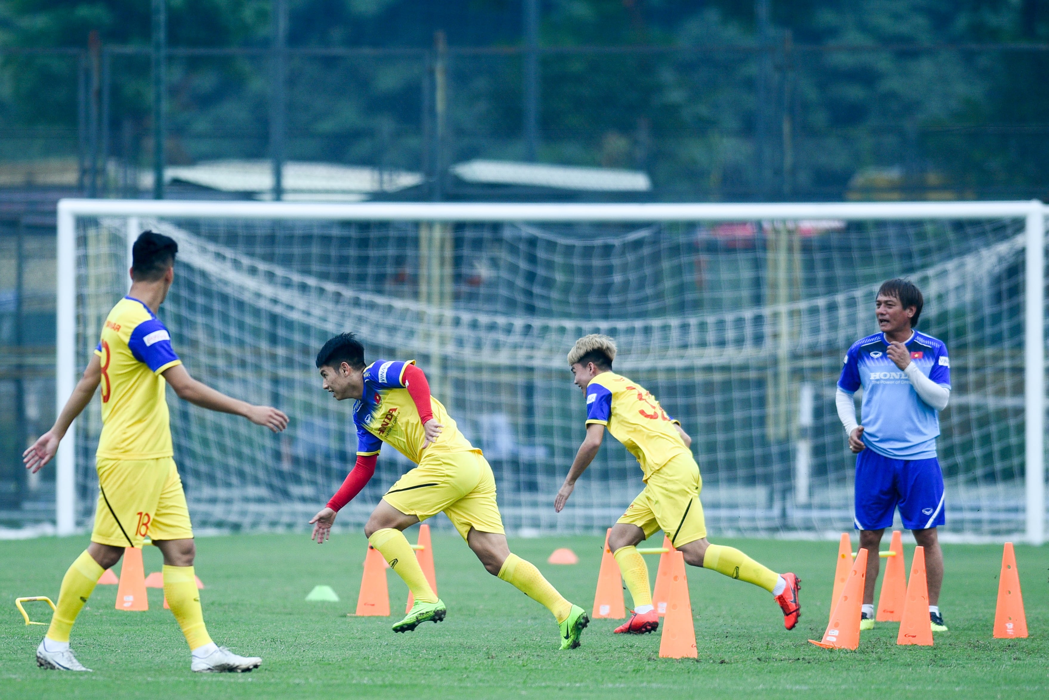 Trong Dai chan thuong anh 10