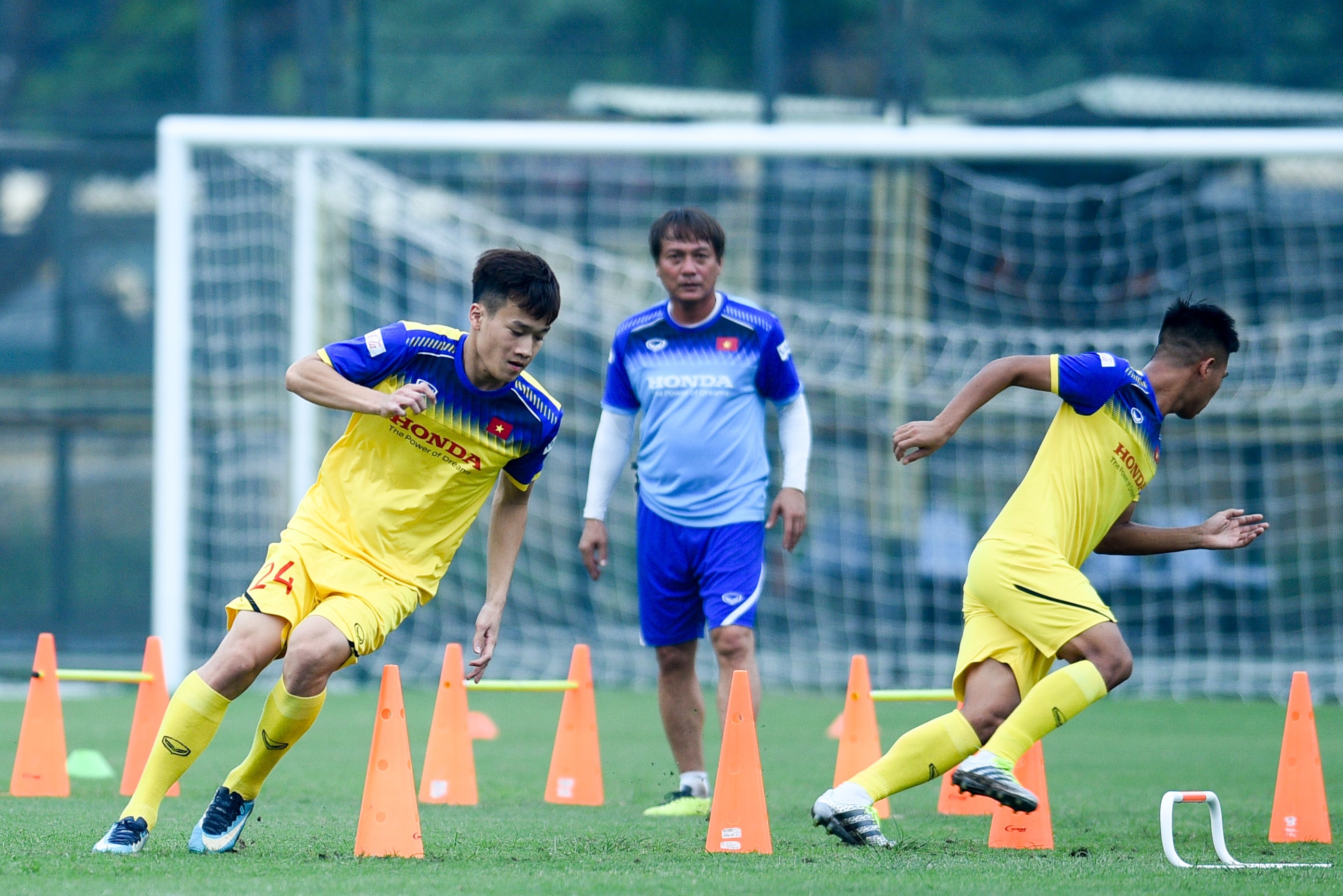 Trong Dai chan thuong anh 9