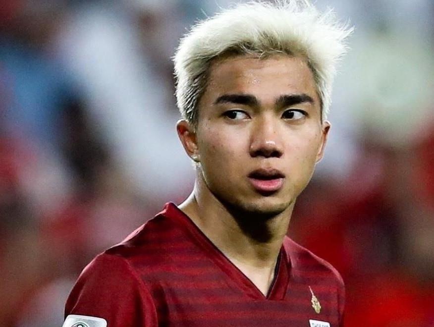 Chanathip dinh chan thuong truoc ngay len tuyen Thai Lan hinh anh