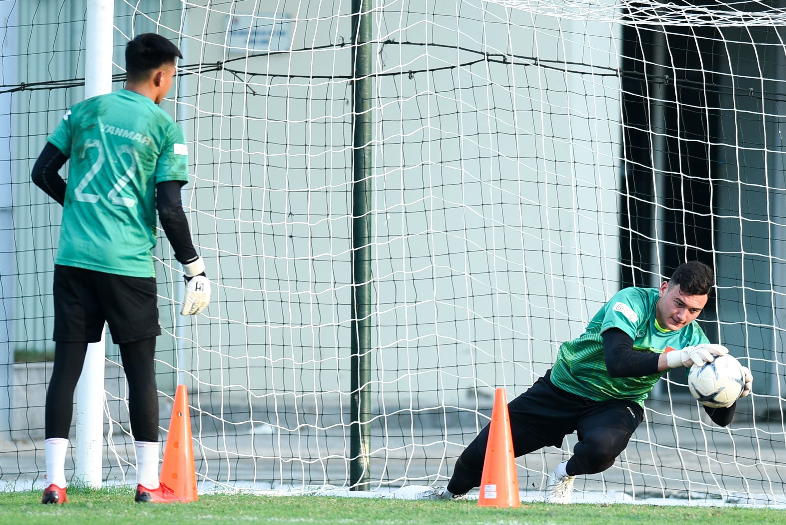 Văn Lâm về Việt Nam ảnh 5 Van Lam ve Viet Nam anh 5