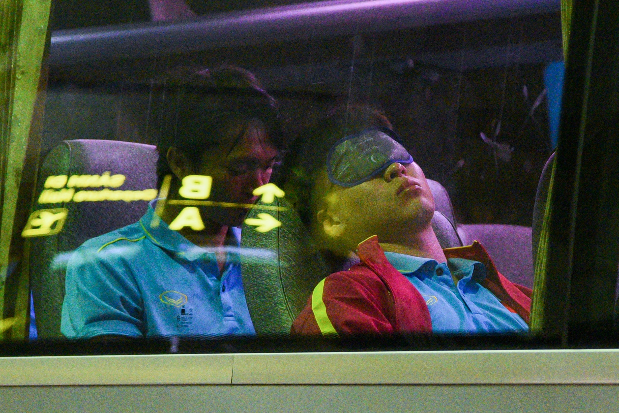 Tuyển Việt Nam bay 3 giờ sáng ảnh 1 Tuyen Viet Nam bay 3 gio sang anh 1