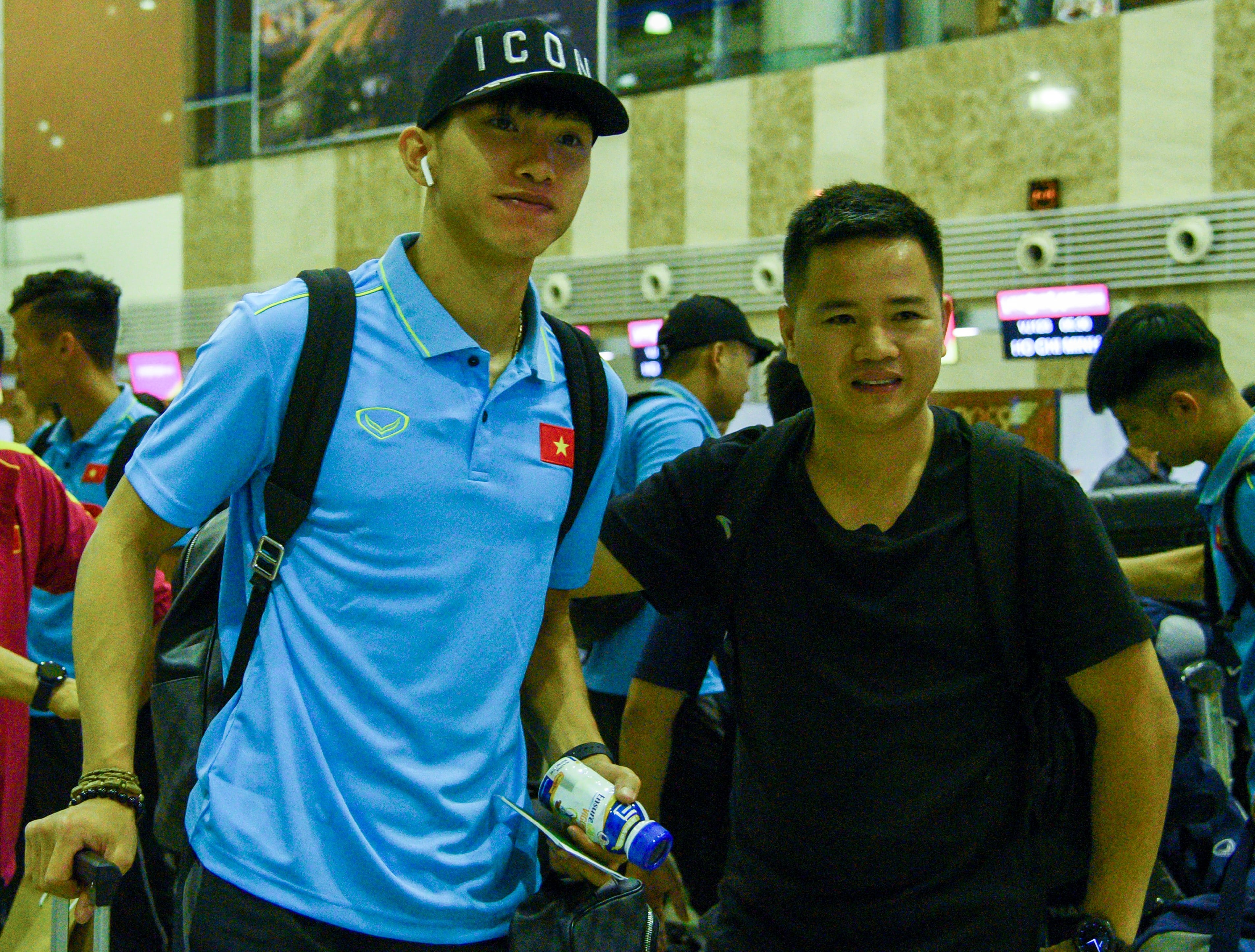 Tuyển Việt Nam bay 3 giờ sáng ảnh 6 Tuyen Viet Nam bay 3 gio sang anh 6