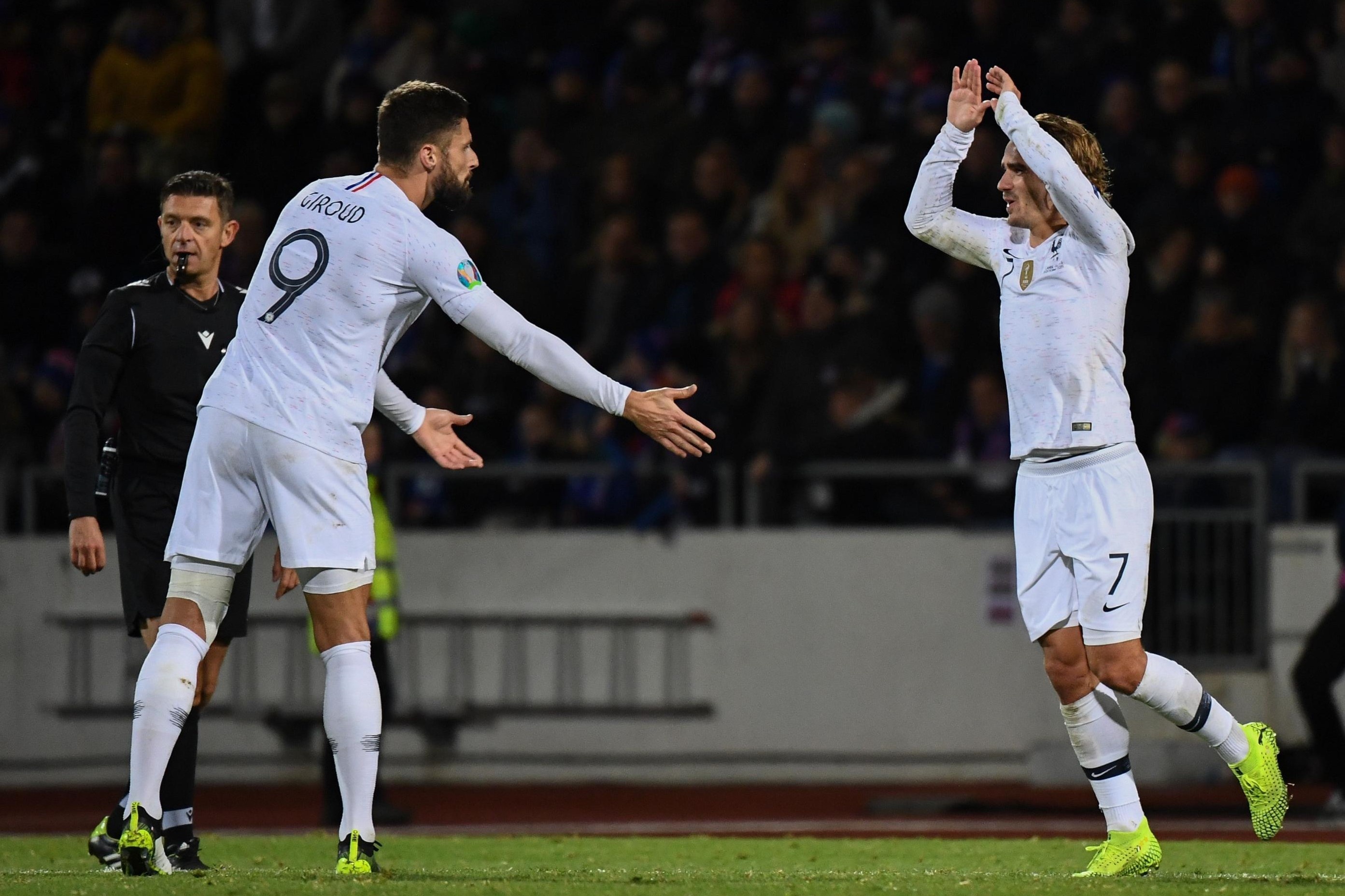 Pháp đấu với Iceland ảnh 2 Phap dau voi Iceland anh 2