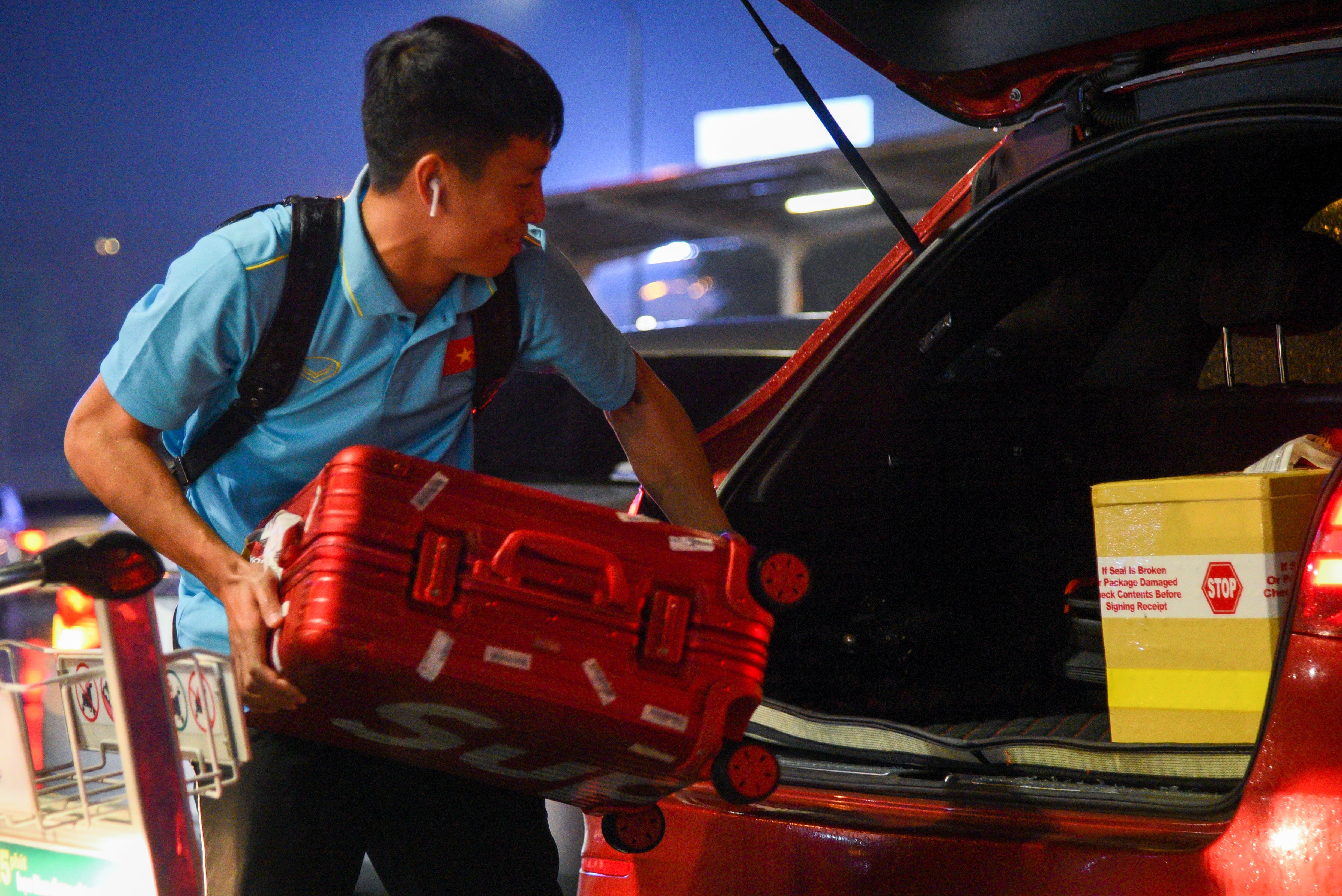 Tuyen Viet Nam ve nuoc anh 8