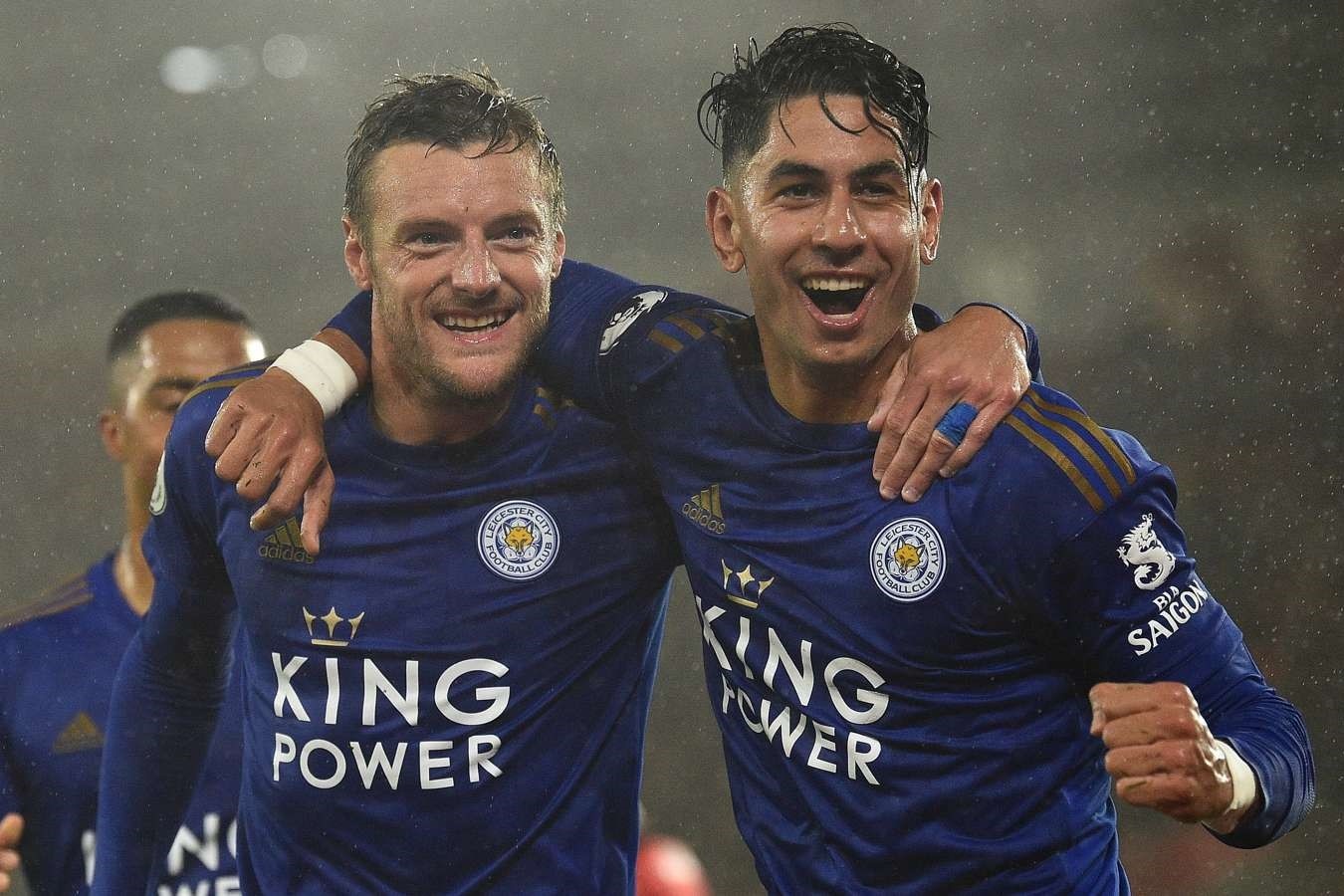 Vardy: 'Leicester biet chung toi co the lap ky luc' hinh anh